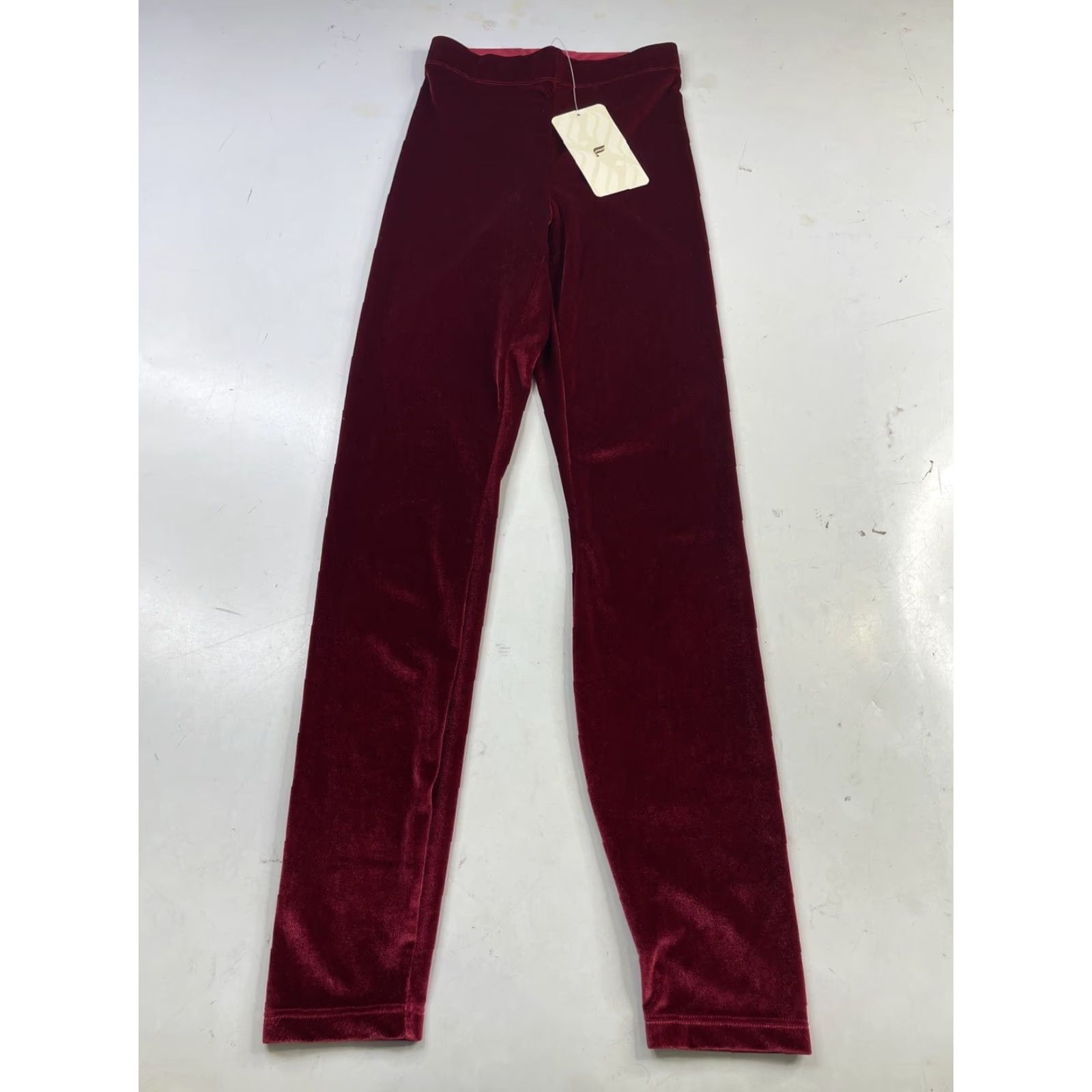 Fabletics NWT Fabletics Emma Velour Leggings Red Cherry Burst Womens XXS Holiday Size 24" / US 00 / IT 34 - 3 Thumbnail