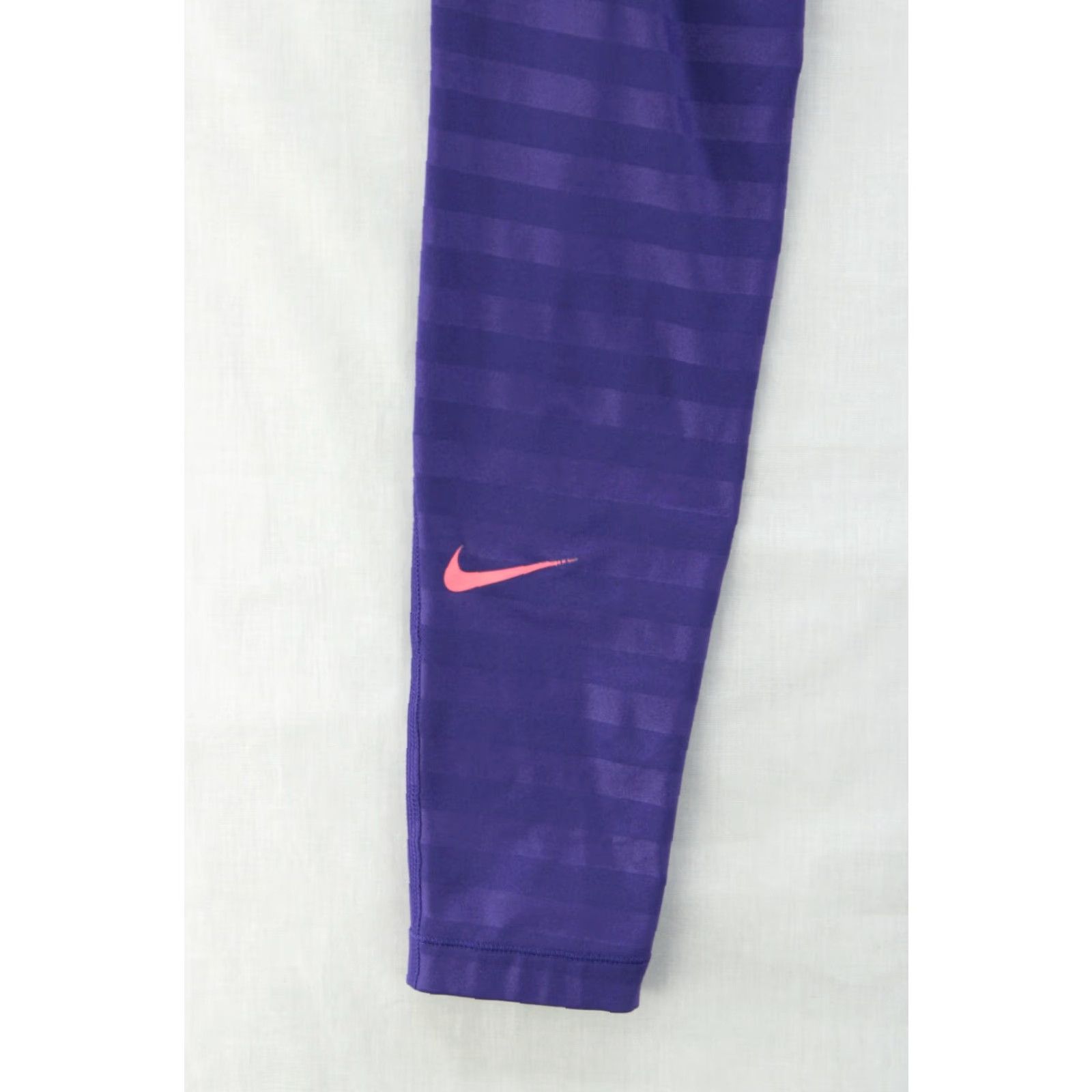 Nike Nike Pro Dri-Fit Tight Fit Leggings Women’s Medium Purple Pink Yoga Athletic Size 32" / US 10 / IT 46 - 5 Thumbnail