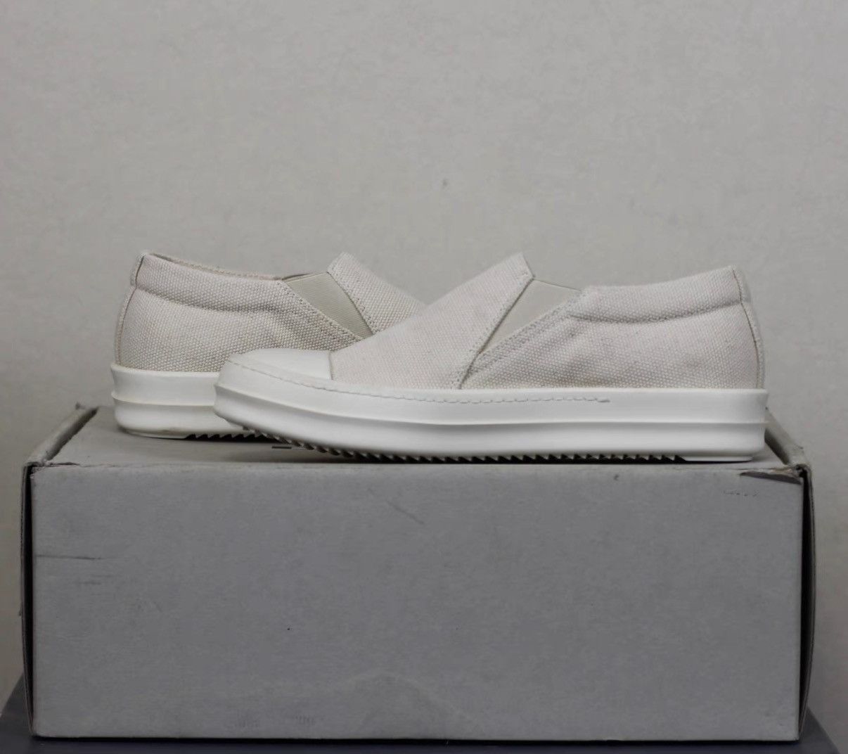 Rick Owens Rick Owens DRKSHDW Canvas Low-Top Slip-On Sneakers Size US 8 / IT 38 - 5 Thumbnail