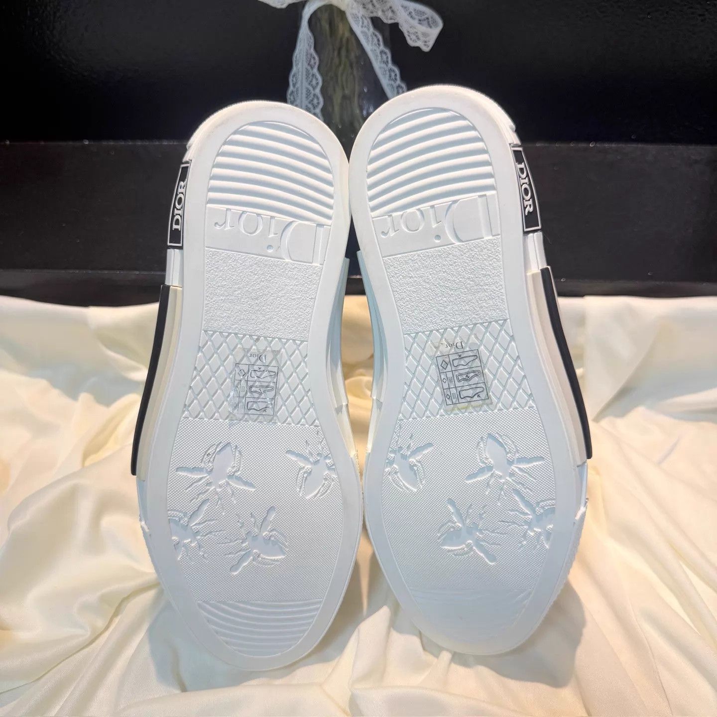 Dior Dior B27 Black & White DR Print Sneakers 37 99 New Size US 6.5 / IT 36.5 - 6 Thumbnail