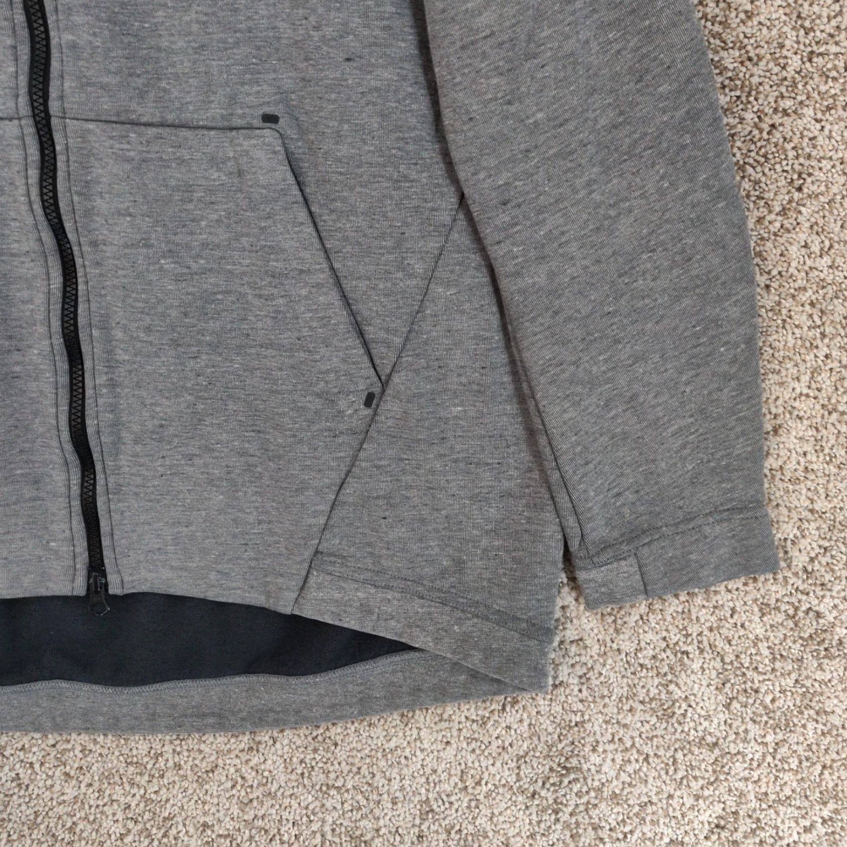 Nike Nike Tech Fleece Cape Hoodie Womens Medium Gray SweatShirt 811710 063 Size M / US 6-8 / IT 42-44 - 5 Thumbnail