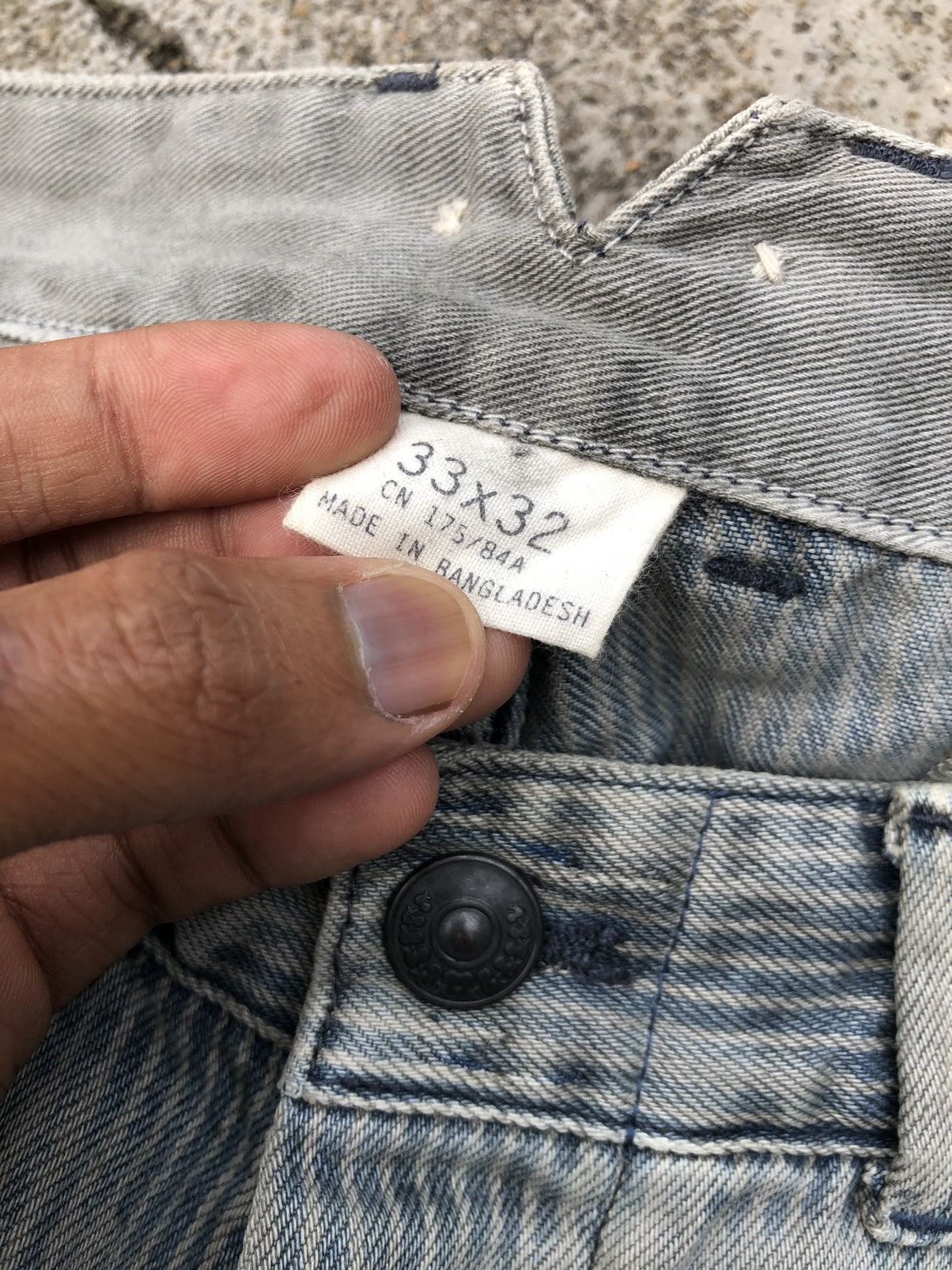 Other FADED STRIPED BUCKLE BACK JEANS BY DENIM CO Size US 33 - 5 Thumbnail