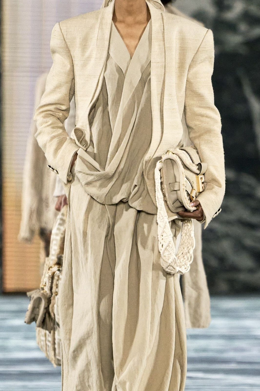 Balmain BALMAIN SS23 Oversized Shirt sz 50 Size 50R - 14 Thumbnail