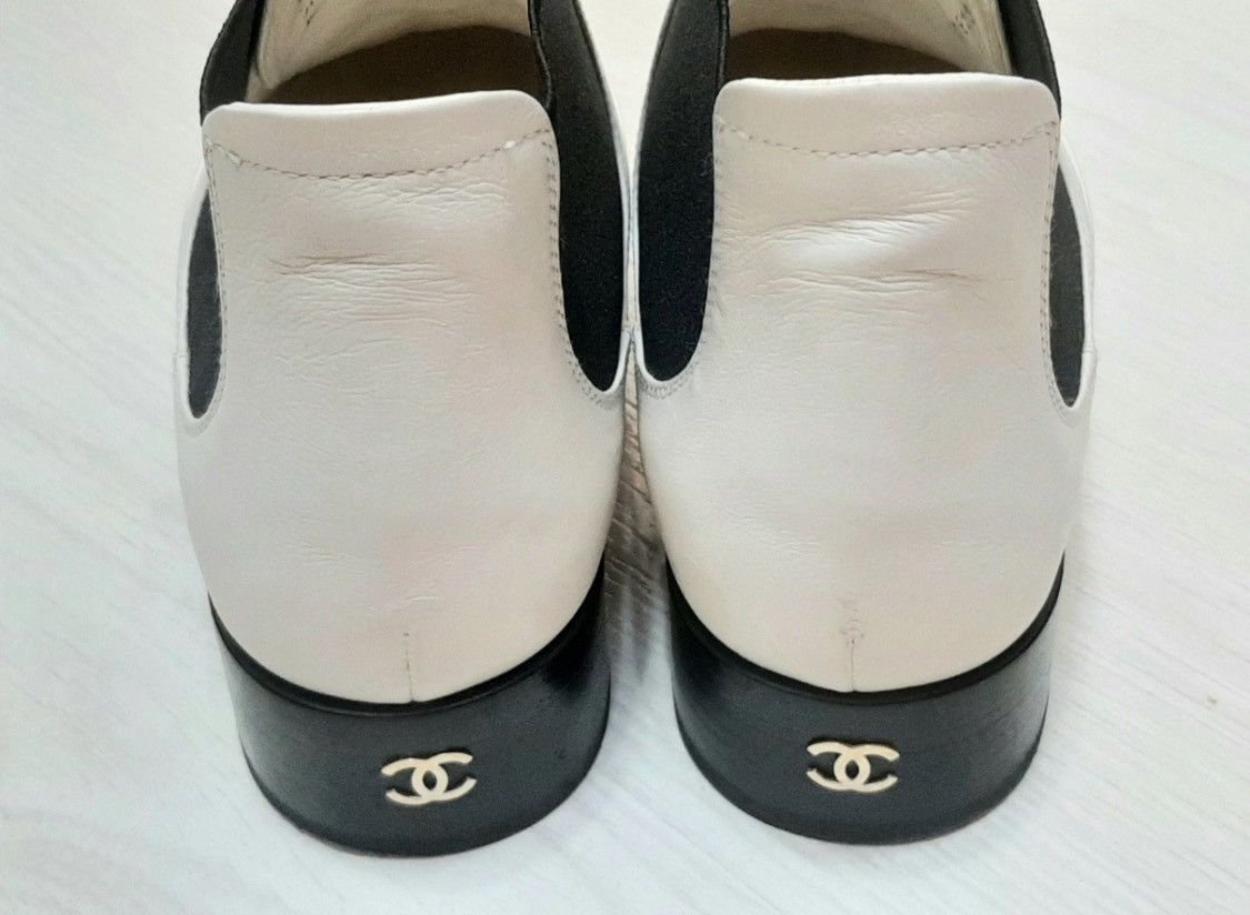Chanel Lace-ups from CHANEL Cruise 2019 La Pausa Collection. Size US 8 / IT 38 - 8 Thumbnail