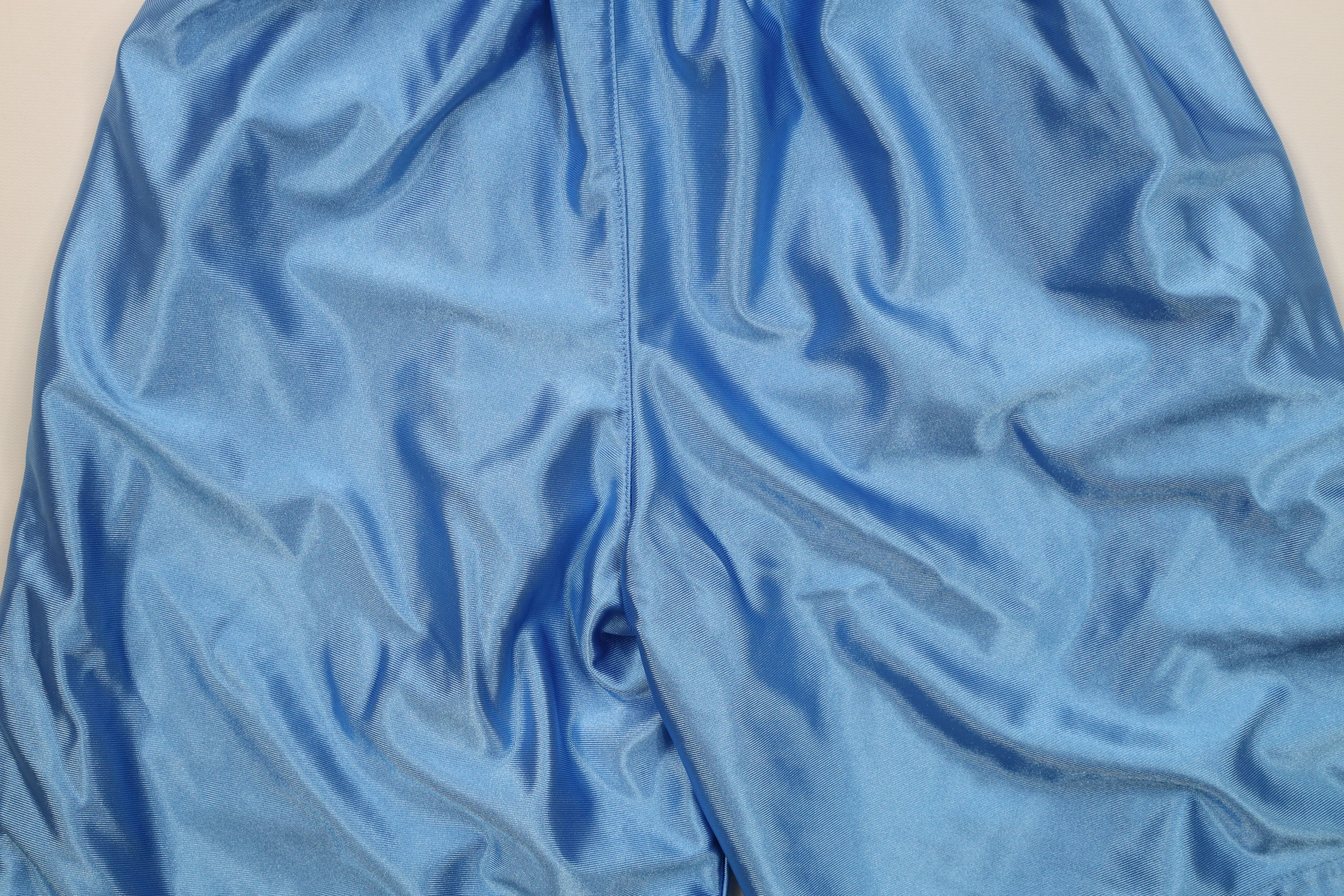 Nike Vintage 90s Y2K Nike Reversible Silky Basketball Shorts Size 24" / US 00 / IT 34 - 9 Thumbnail