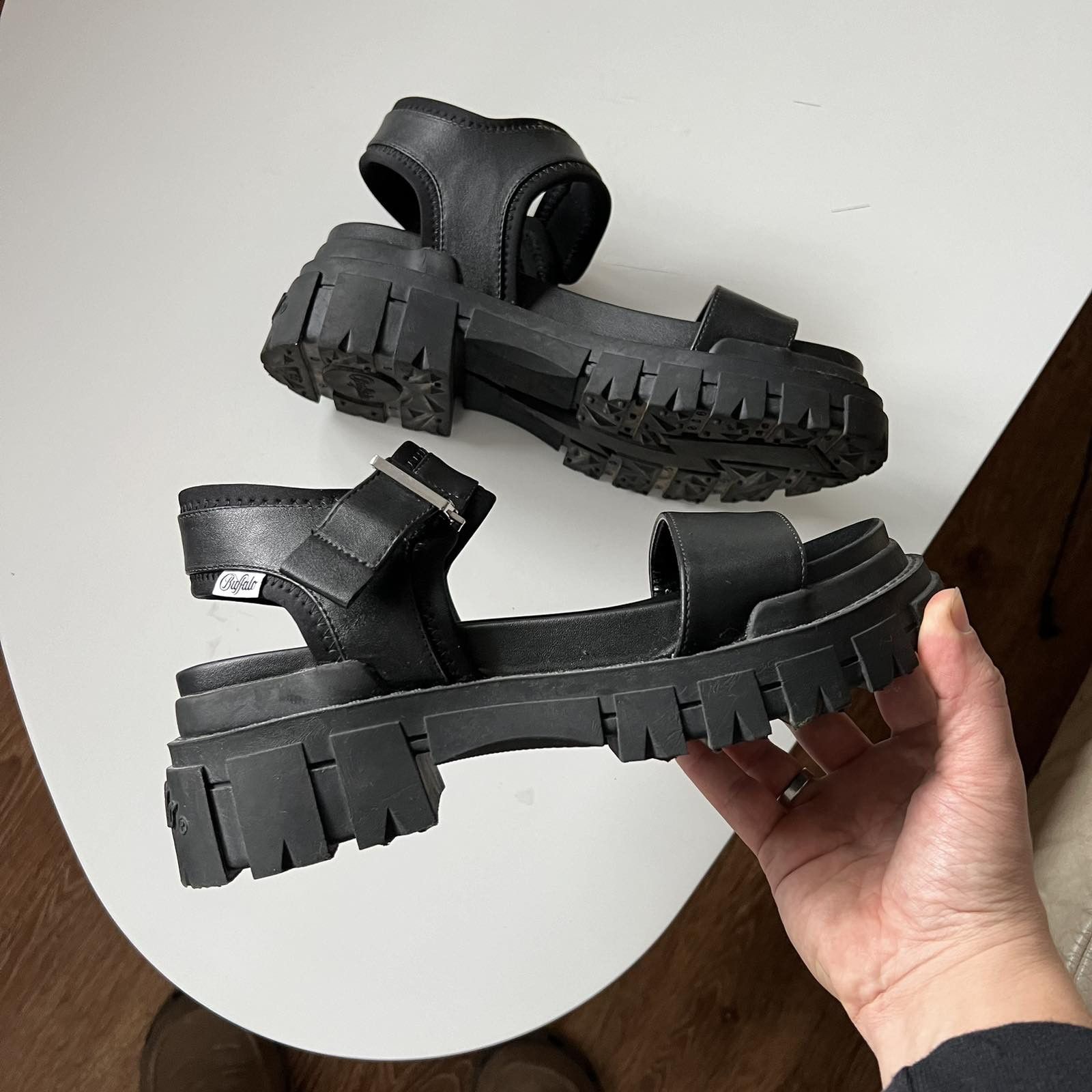 Buffalo London × Designer Buffalo London Avant garde Sandals Sz 39 Size US 9 / IT 39 - 2 Thumbnail