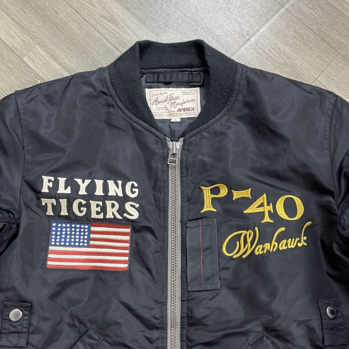 Avirex Vintage Avirex Flaying Tiger P-40 Embroidery Bomber Jacket Size US L / EU 52-54 / 3 - 13 Thumbnail