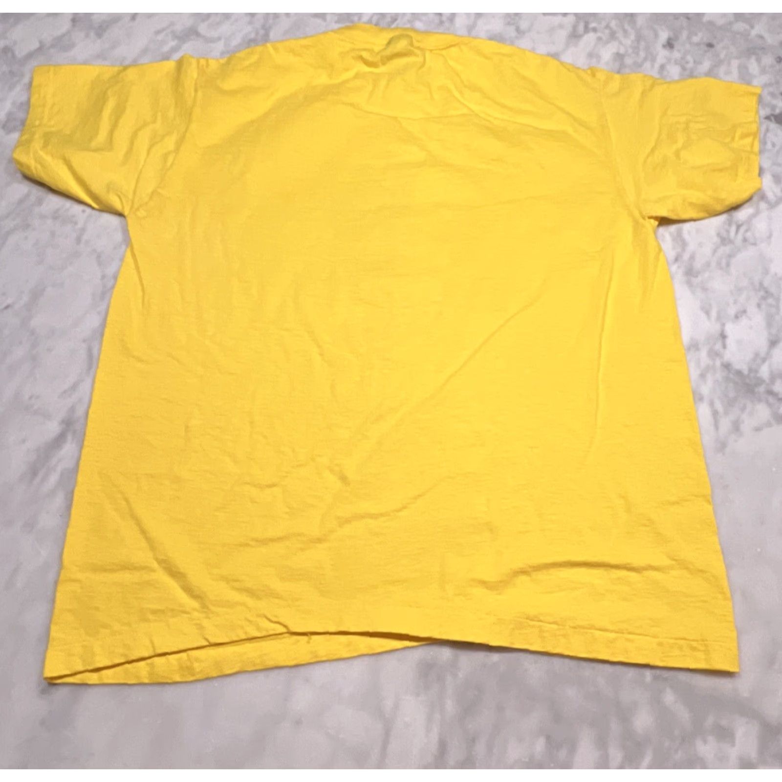 Anvil VINTAGE Red Cross Marathon Finisher Shirt San Luis Obispo 1980s Anvil XL Unisex Short Sleeve Yellow/Red Graphic Tee Men Women Size US XL / EU 56 / 4 - 3 Thumbnail