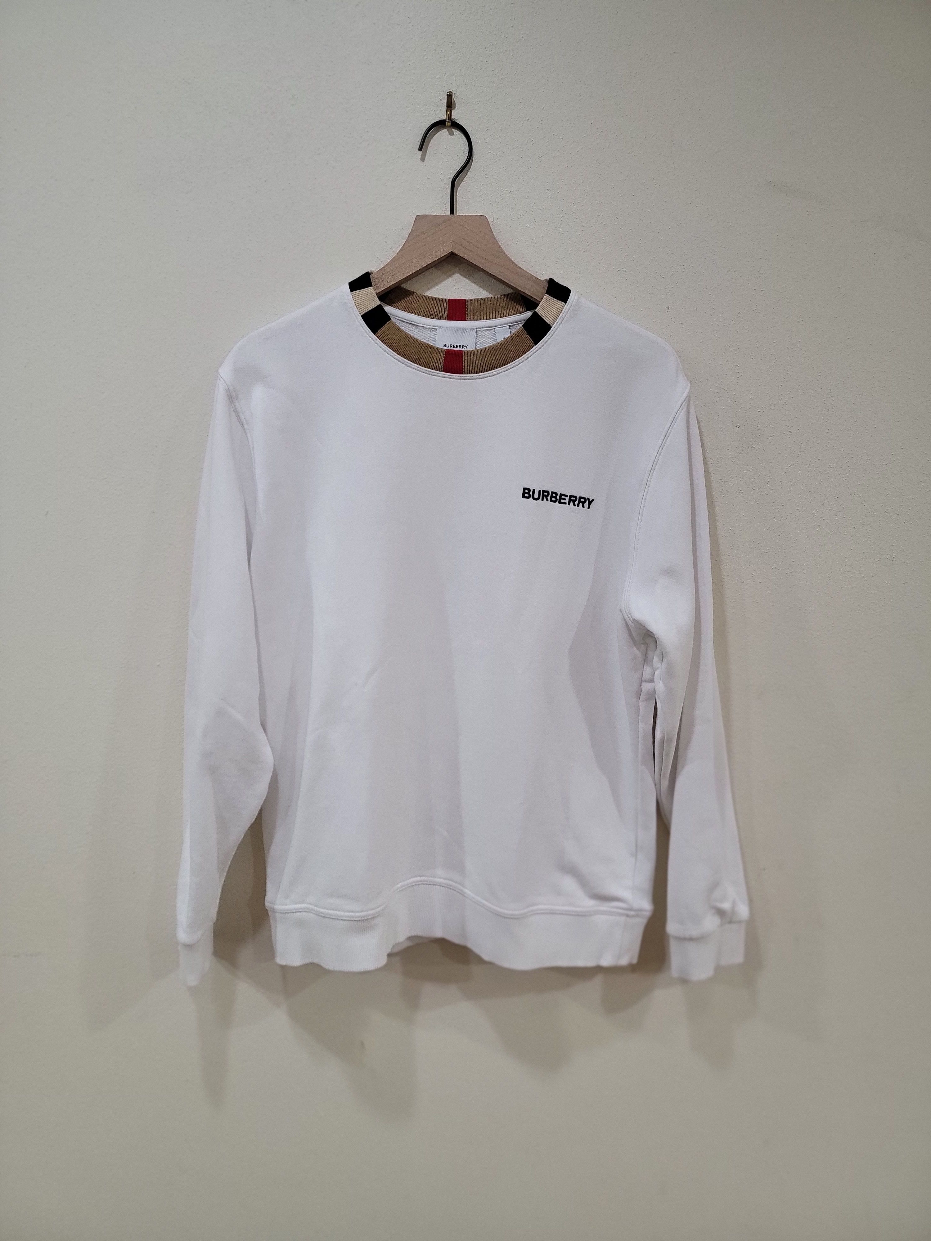 スウェット・トレーナー BURBERRY Men Sweatshirts 8102453 SP25 MW SI C1408 WHITE Burberry BURBERRY Men Sweatshirts 8102453 SP25 MW SI C1408