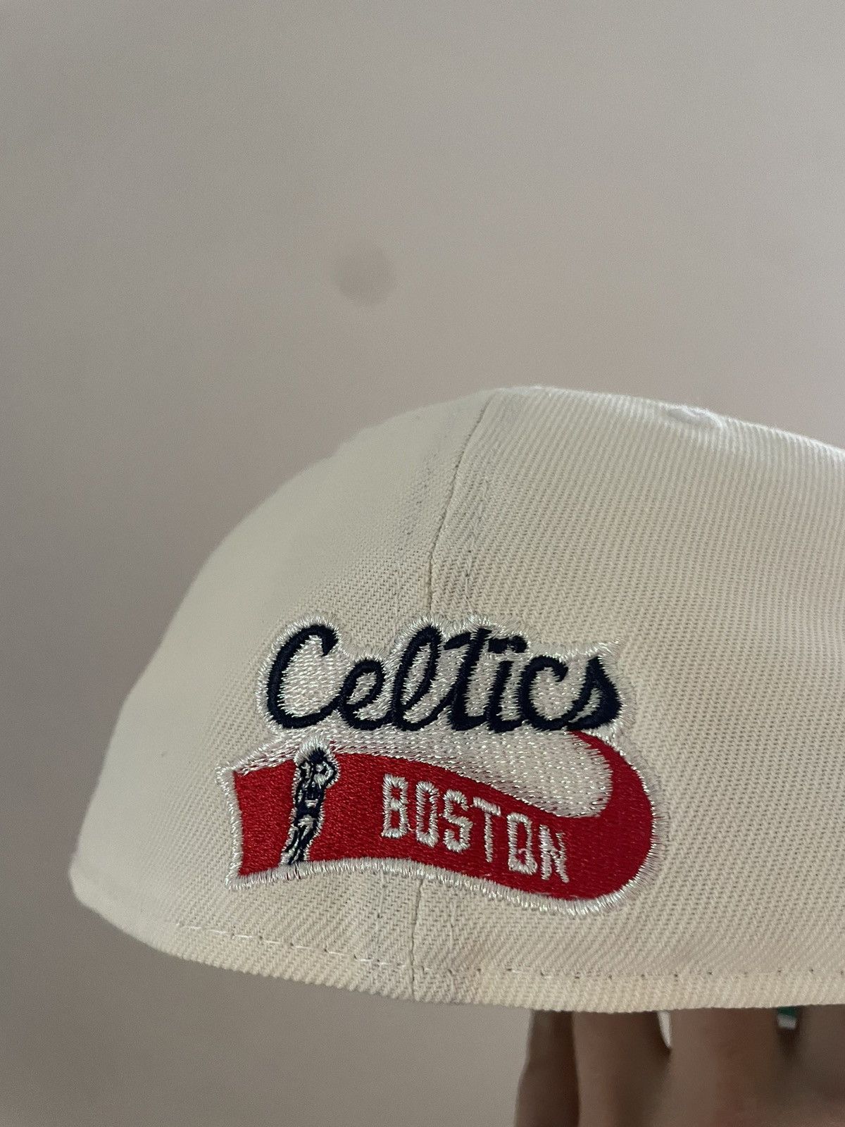 New Era Myfitteds Boston Celtics cascading shamrock size 7 1/8 Size ONE SIZE - 4 Thumbnail