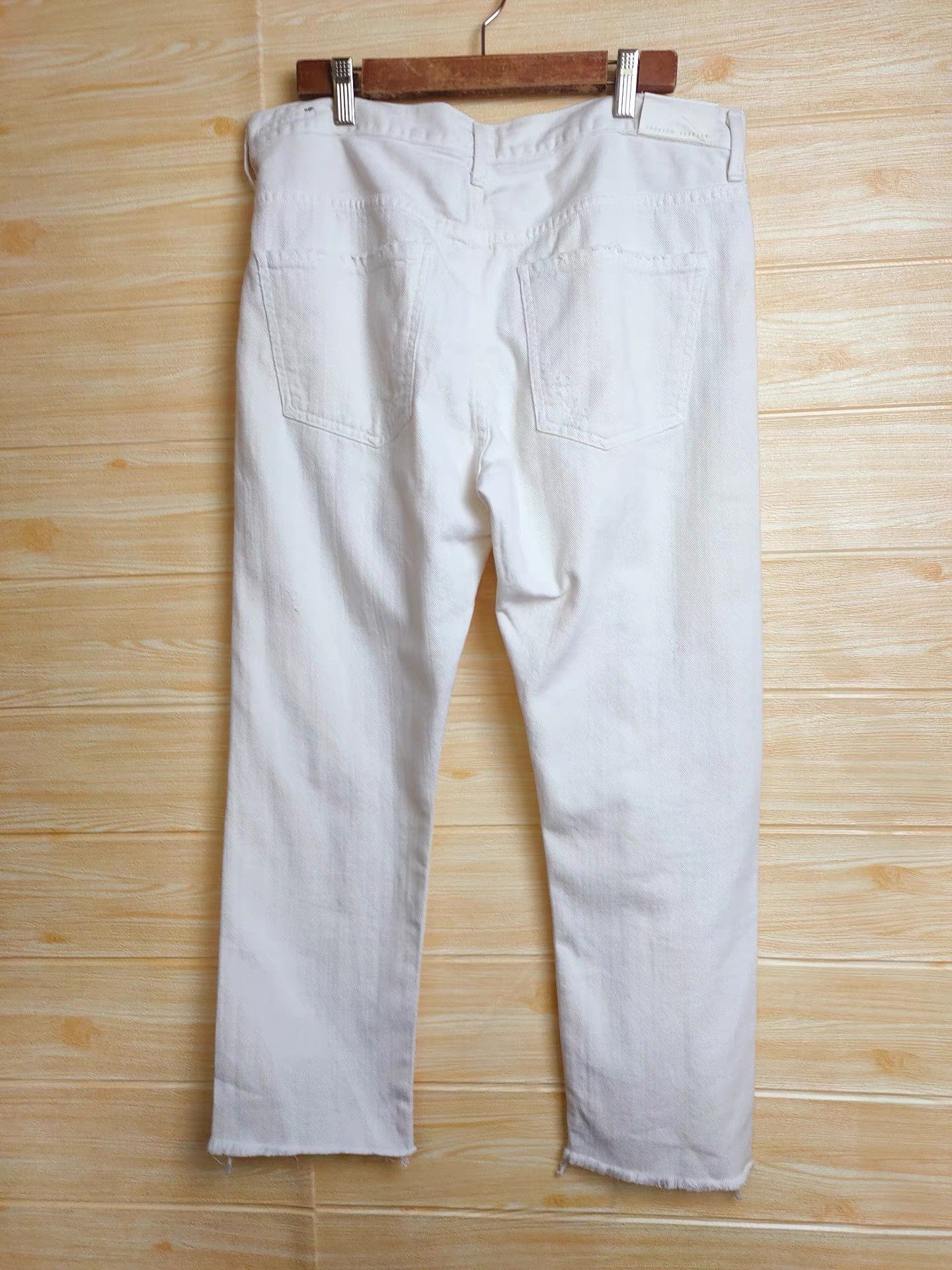 Citizens Of Humanity CITIZENS of HUMANITY Men's White Slash Destroyed Jeans K29 Size US 28 / EU 44 - 2 Thumbnail