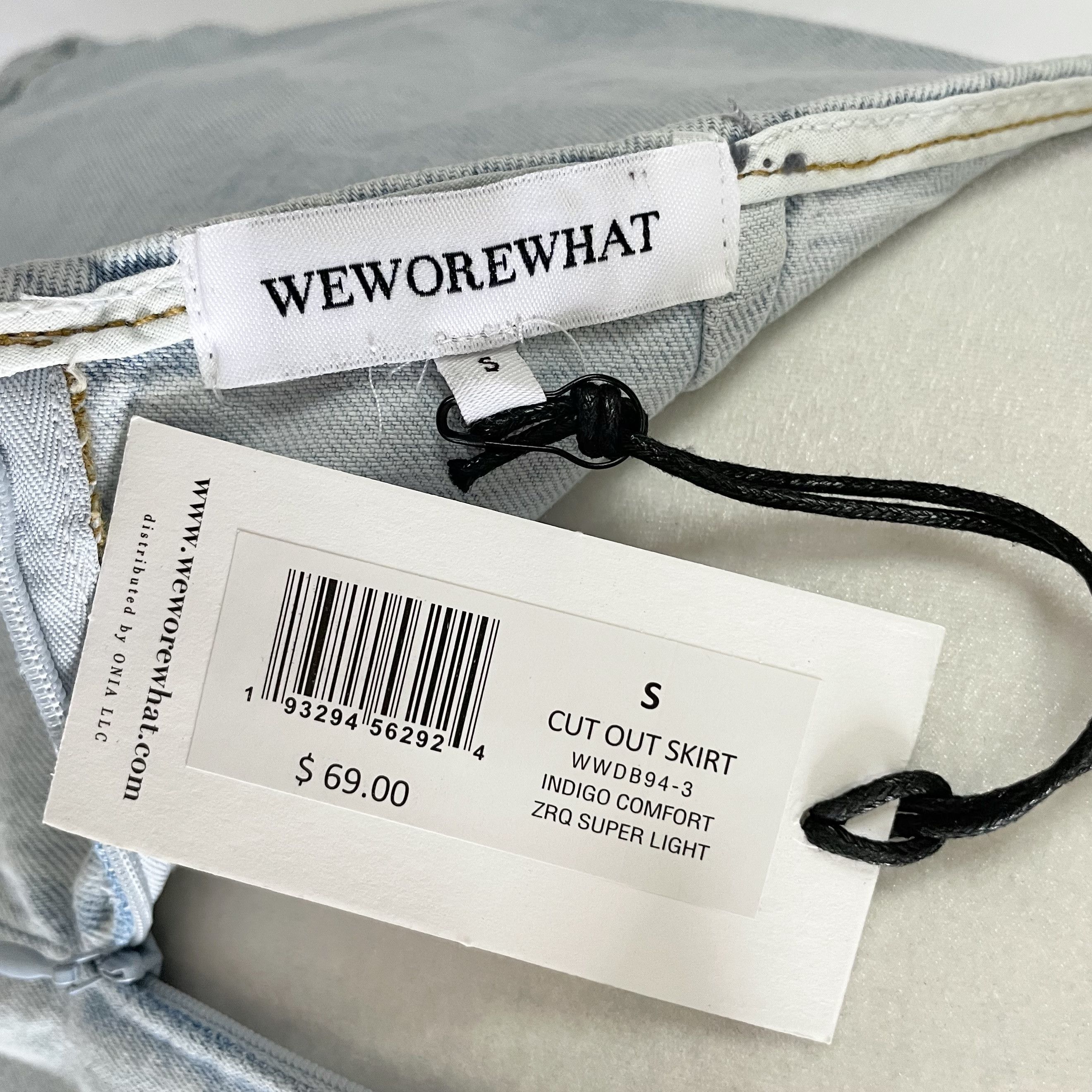 WeWoreWhat We Wore What Cutout Waist Belted Denim Mini Skirt Size Small Size 27" / US 4 / IT 40 - 11 Thumbnail