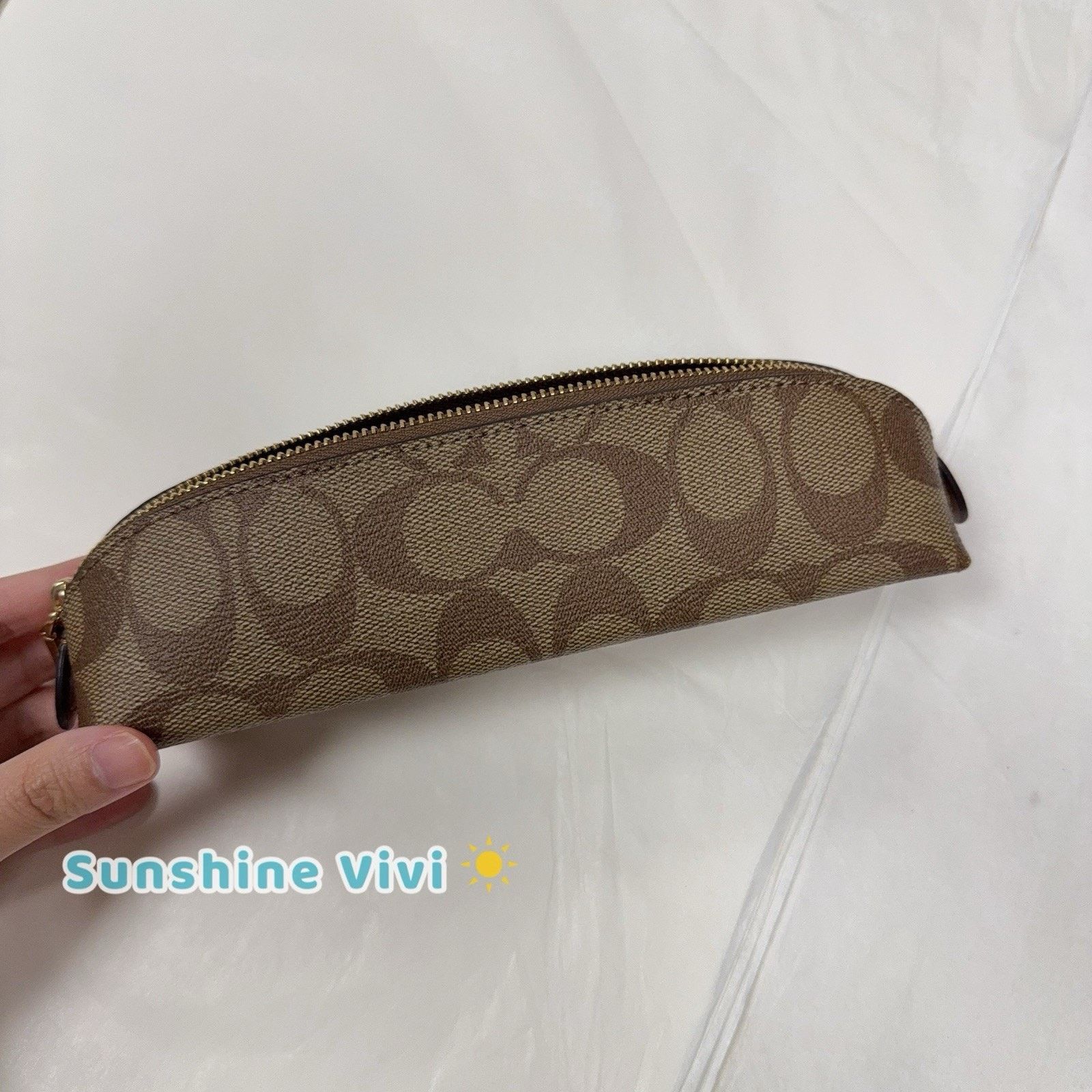 Coach NWT Coach Pencil Case Cosmetic Signature Canvas C6333 Khaki Size ONE SIZE - 4 Thumbnail