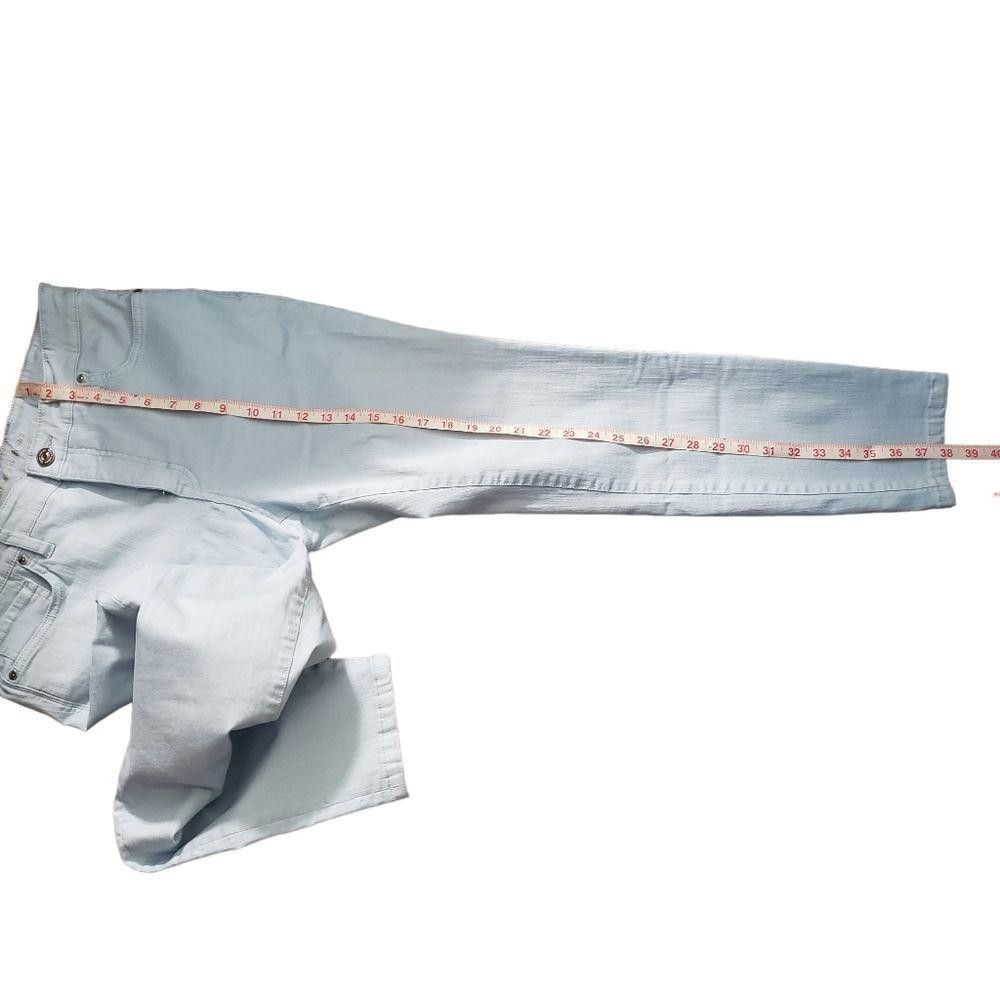 Tommy Bahama CT1109a Tommy Bahama Ladies Jeans Size 10/28 Medium Size 30" / US 8 / IT 44 - 11 Thumbnail