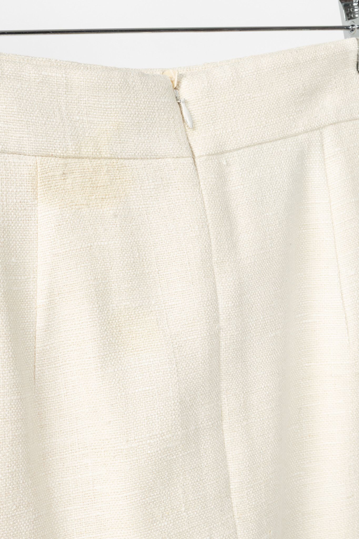 Akris Akris Cream Silk Decorative-Satin Pencil Skirt Size 30" / US 8 / IT 44 - 7 Thumbnail