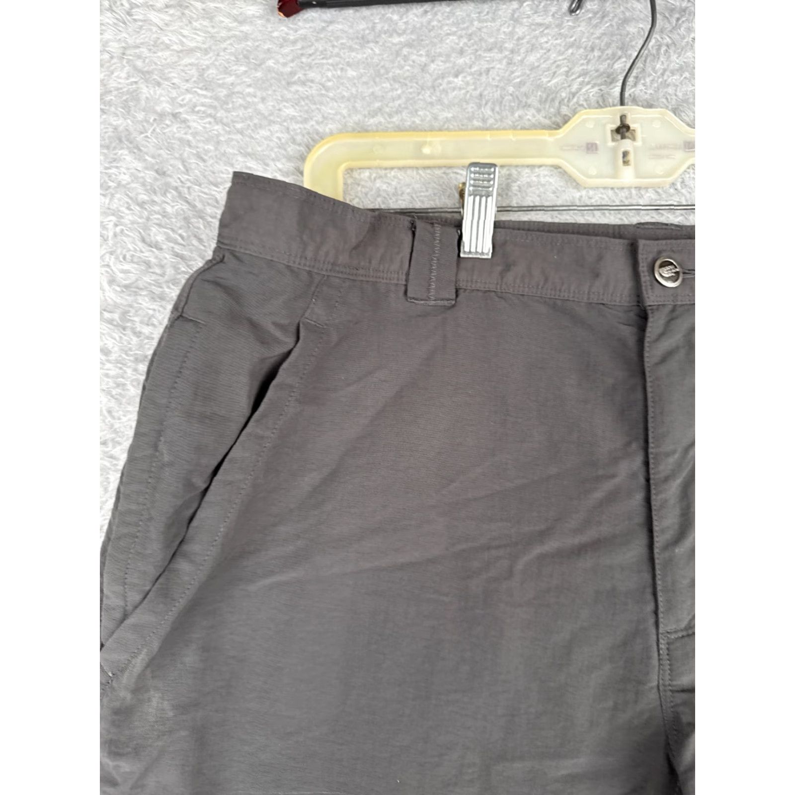 The North Face The North Face Shorts Mens 38 Gray 100% Nylon Chino Hike Camping Golf Work 38x10 Size US 38 / EU 54 - 4 Thumbnail