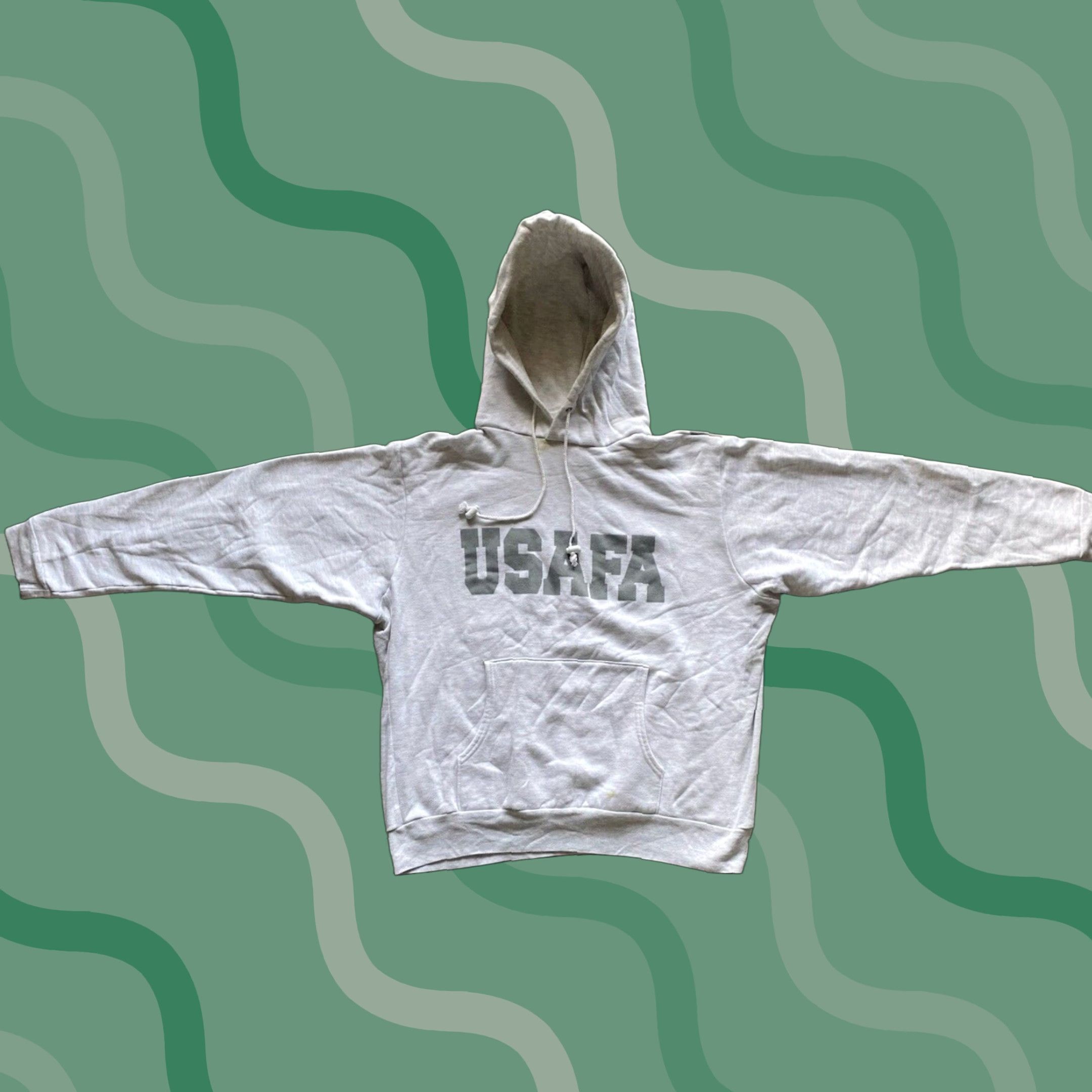 Vintage VINTAGE Heart And Core USAFA Hoodie Gray Men’s L Made In USA Air Force Academy Hoodie Mens L Gray USA USAFA 90s Size US L / EU 52-54 / 3 - 1 Thumbnail