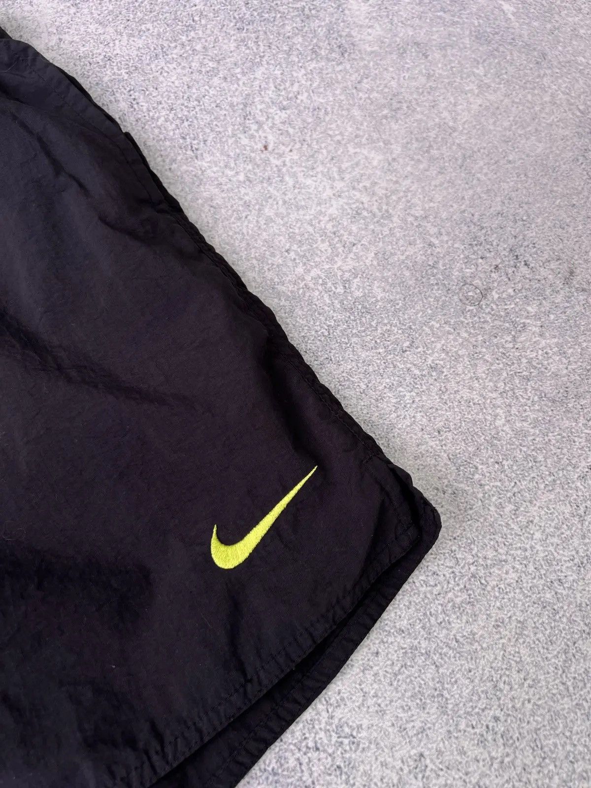 Nike × Vintage Vintage Nike 90s style big swoosh shorts Size US 34 / EU 50 - 4 Thumbnail
