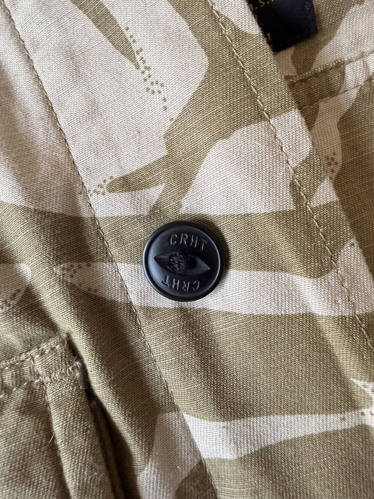 Carhartt Wip Carhartt WIP Desert Camo Jacket — Size L Size US L / EU 52-54 / 3 - 5 Thumbnail
