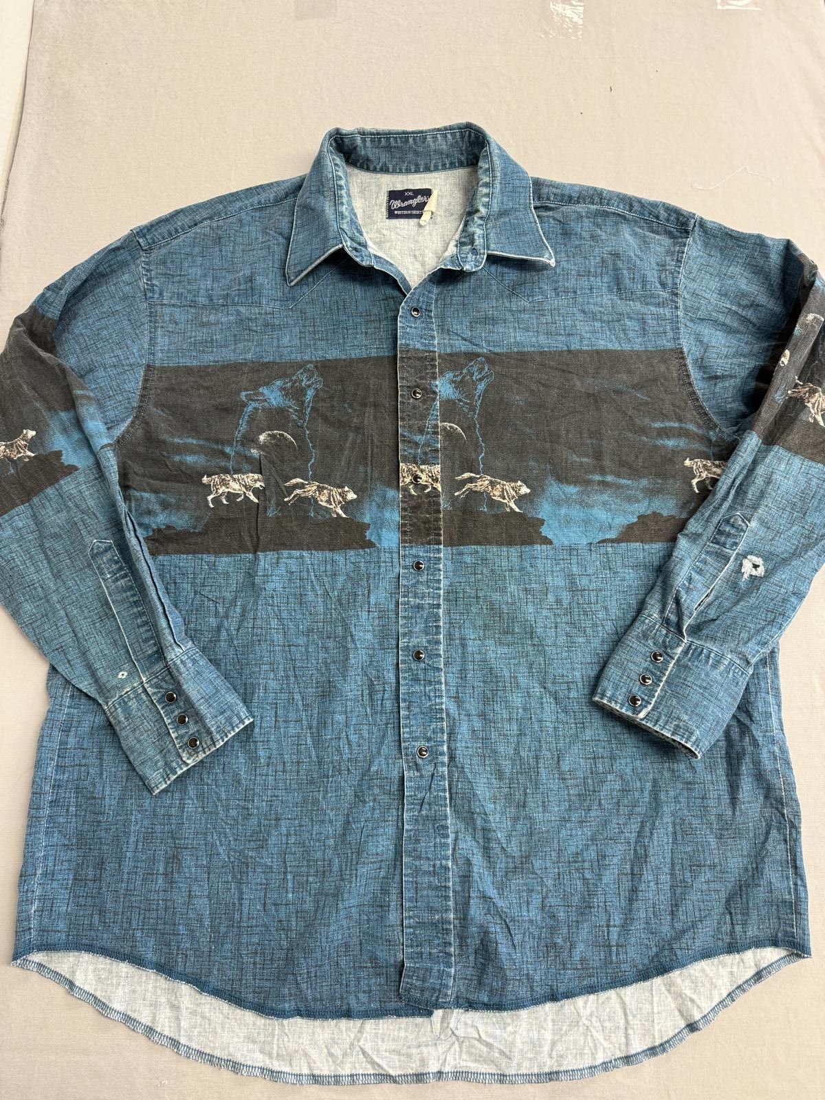 Wrangler Vintage Wrangler LS Howling Wolves Black Pearl Button Up XXL Size US XXL / EU 58 / 5 - 1 Thumbnail