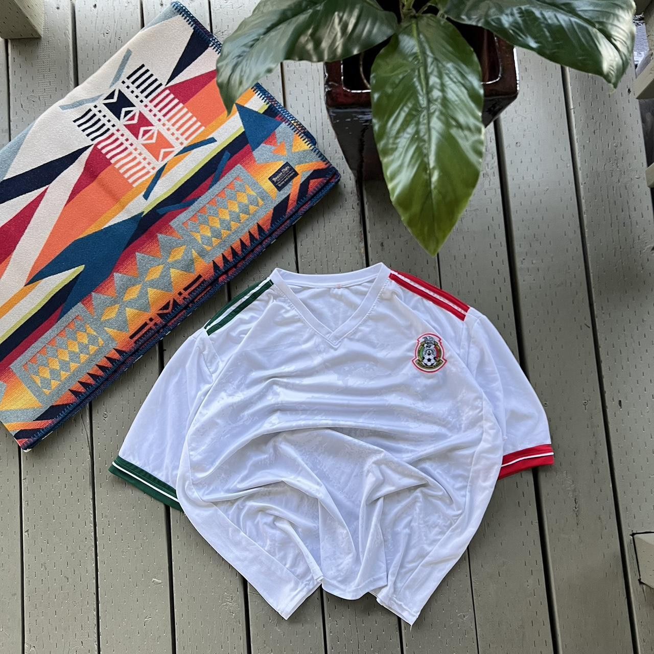 Vintage Vintage Mexico Soccer Size US XL / EU 56 / 4 - 2 Thumbnail