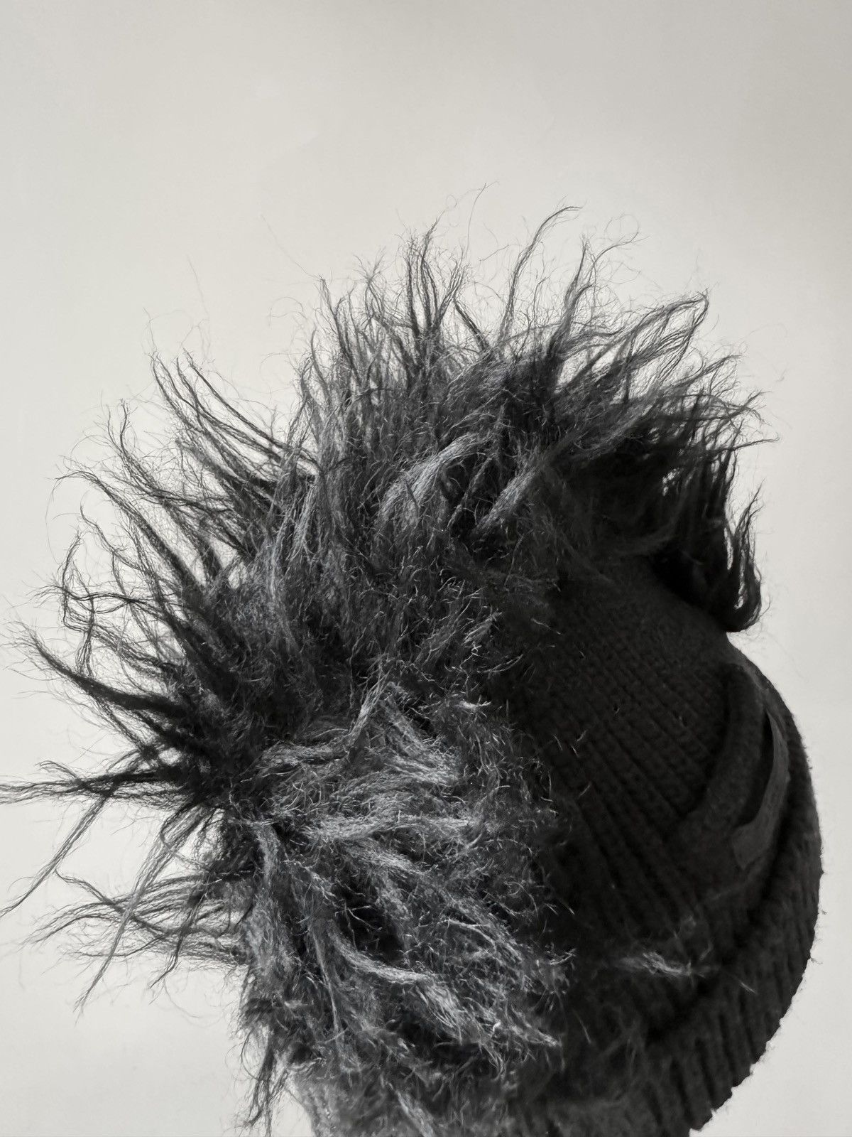 Prada Prada AW19 Mohawk Wool Beanie Size 32 - 6 Thumbnail