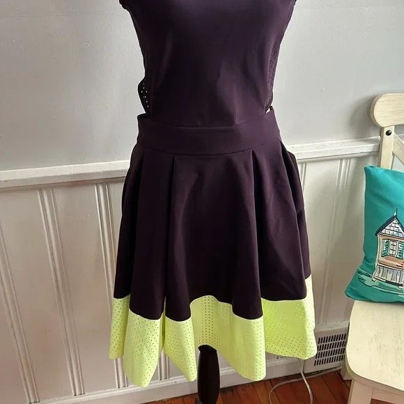 Lululemon Lululemon Away Dress NWT excellent condition Size L / US 10 / IT 46 - 4 Thumbnail