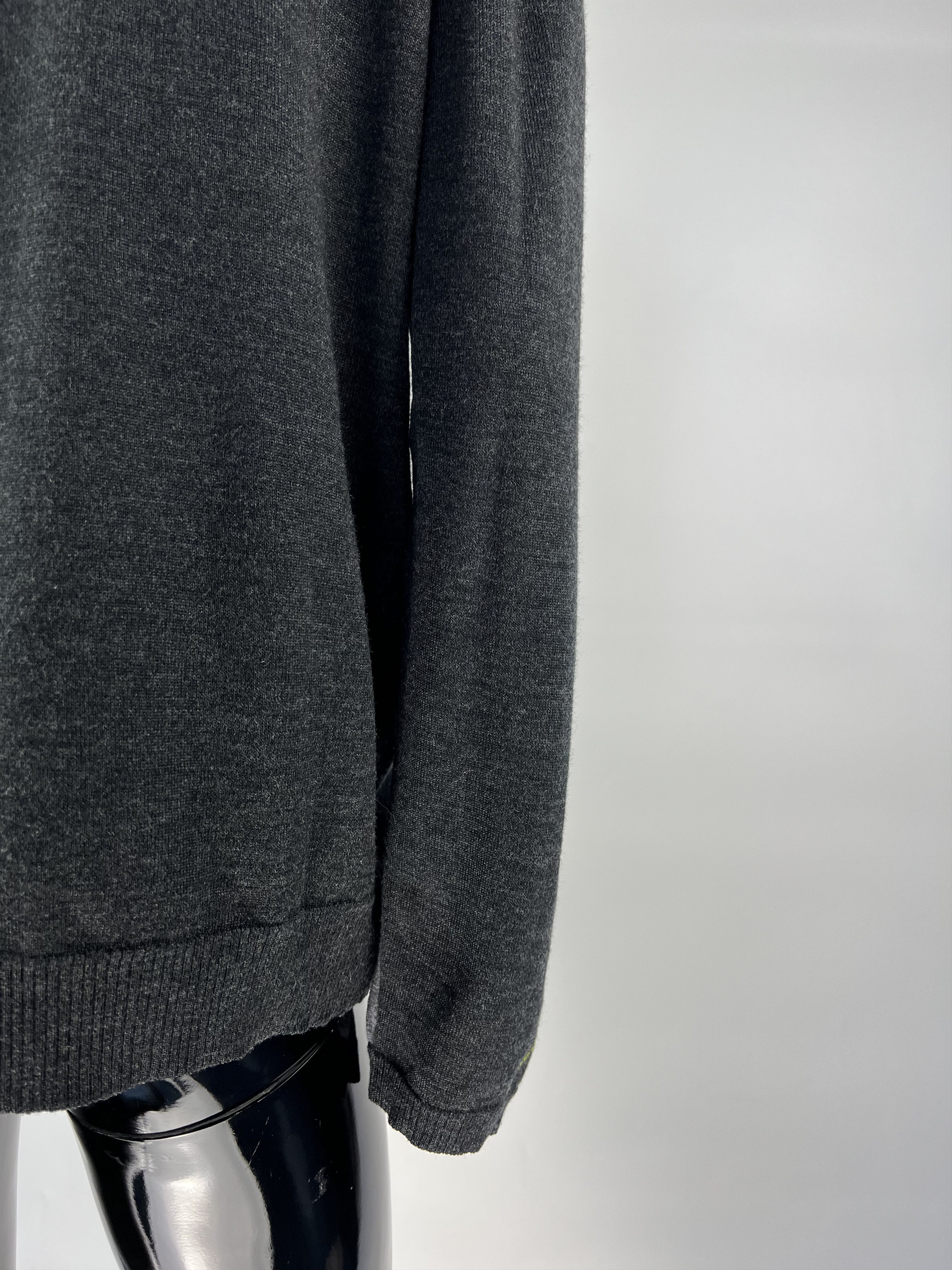 Versace × Vintage Versace Classic Vintage 100% Merino Wool Sweater Size L Size L / US 10 / IT 46 - 9 Thumbnail