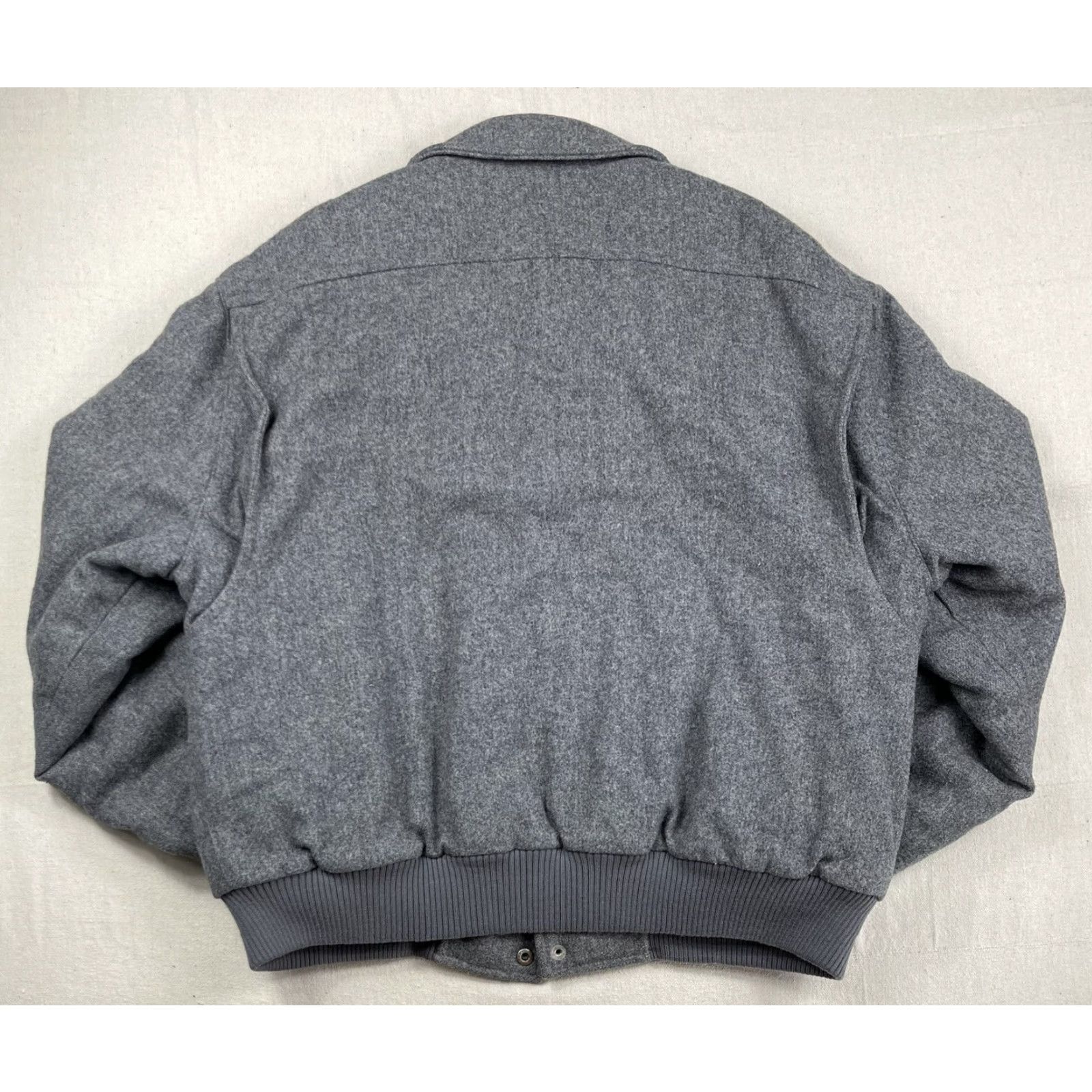 Members Only VINTAGE Members Only Mens Wool Bomber Jacket Sz 46 XL Gray Tweed Quilted 90s Size US S / EU 44-46 / 1 - 5 Thumbnail