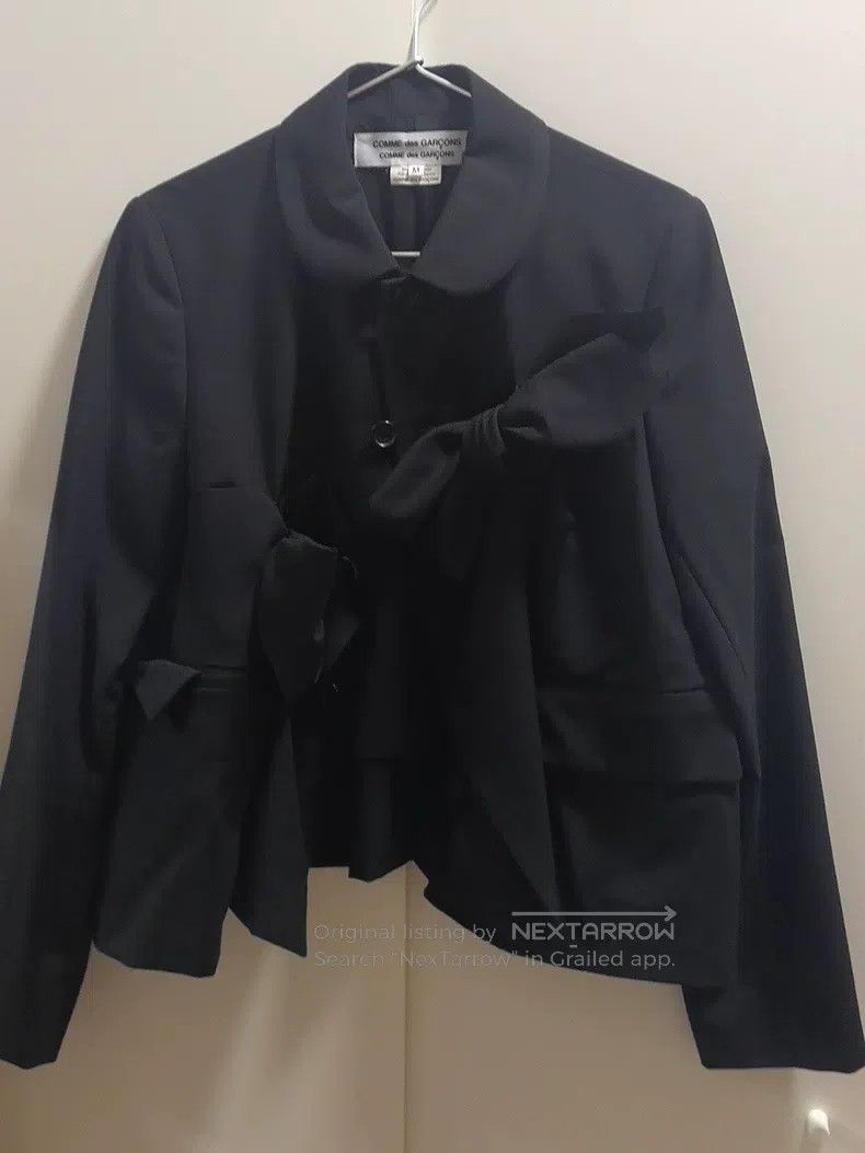 Comme des Garcons Comme Des Garcons Bow coat, wool material, size M Size M / US 6-8 / IT 42-44 - 1 Thumbnail