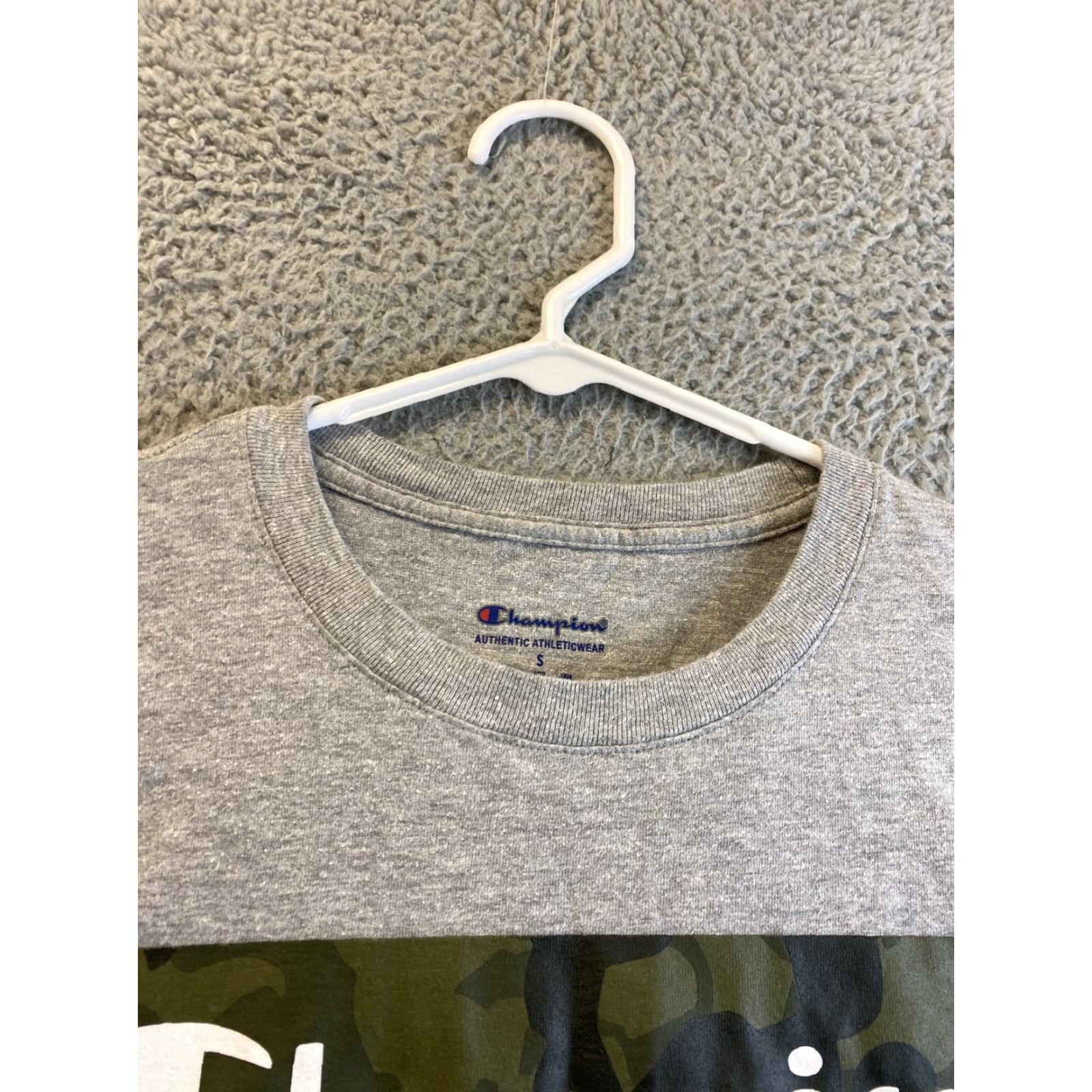 Champion Champion Men’s T-Shirt Size S Gray Basic Tee Regular Fit Sportswear Size US S / EU 44-46 / 1 - 4 Thumbnail