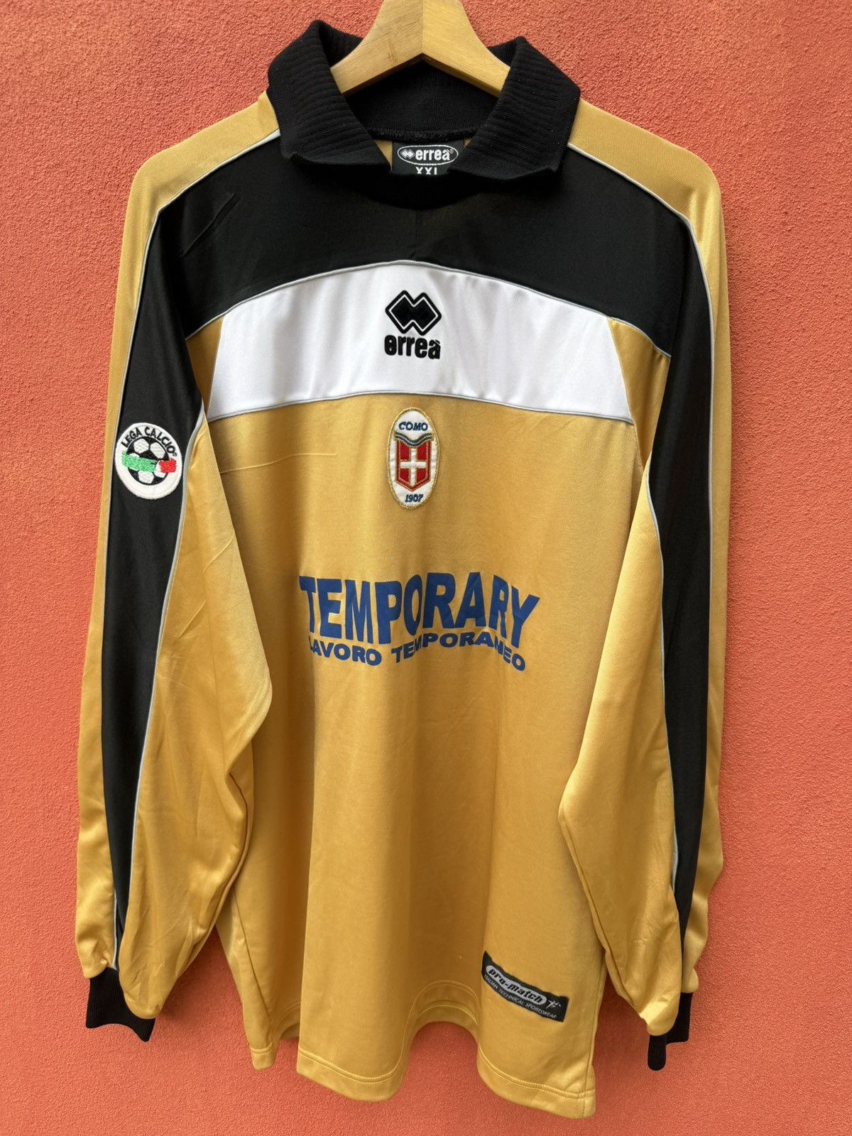 Errea Matchworn Como 1907 Goalkeeper Size US XXL / EU 58 / 5 - 1 Thumbnail
