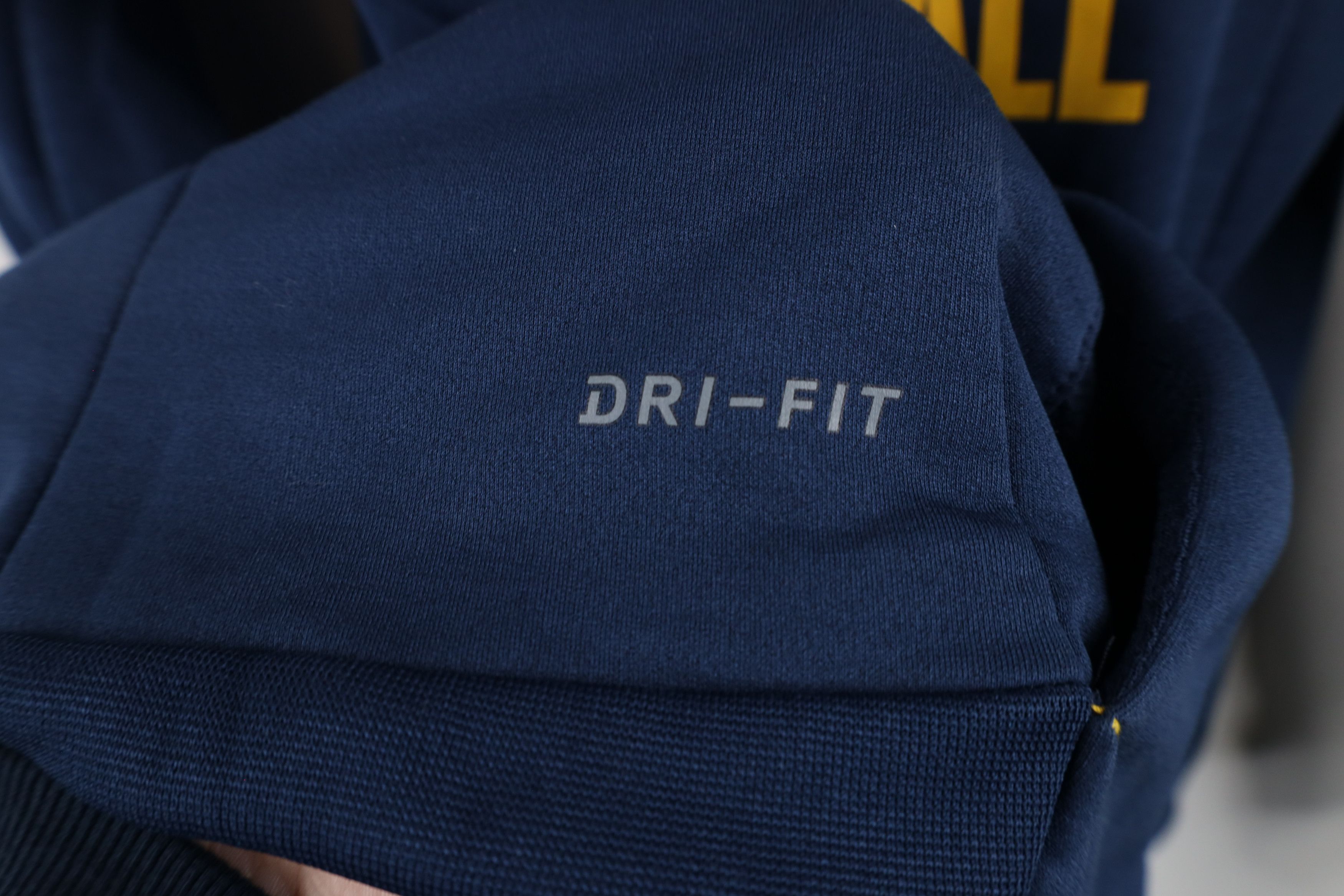 Nike × Vintage Nike University of Toledo Basketball Hoodie Sweatshirt Size US M / EU 48-50 / 2 - 8 Thumbnail