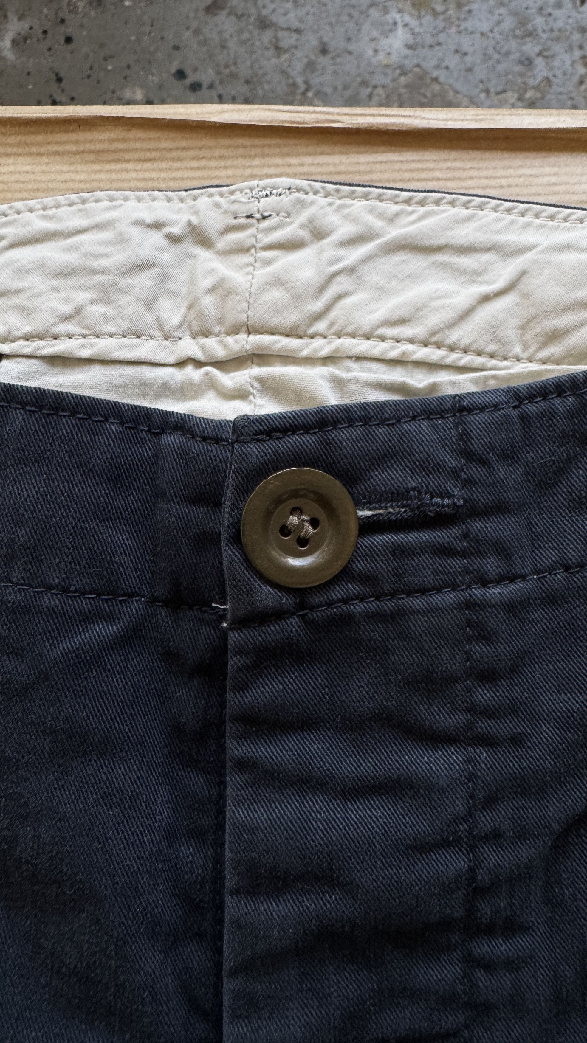 Visvim aa . 1 . SLIM CHINO SHORTS . *F.I.L. EXCLUSIVE 0113305008002 Size US 29 - 3 Thumbnail