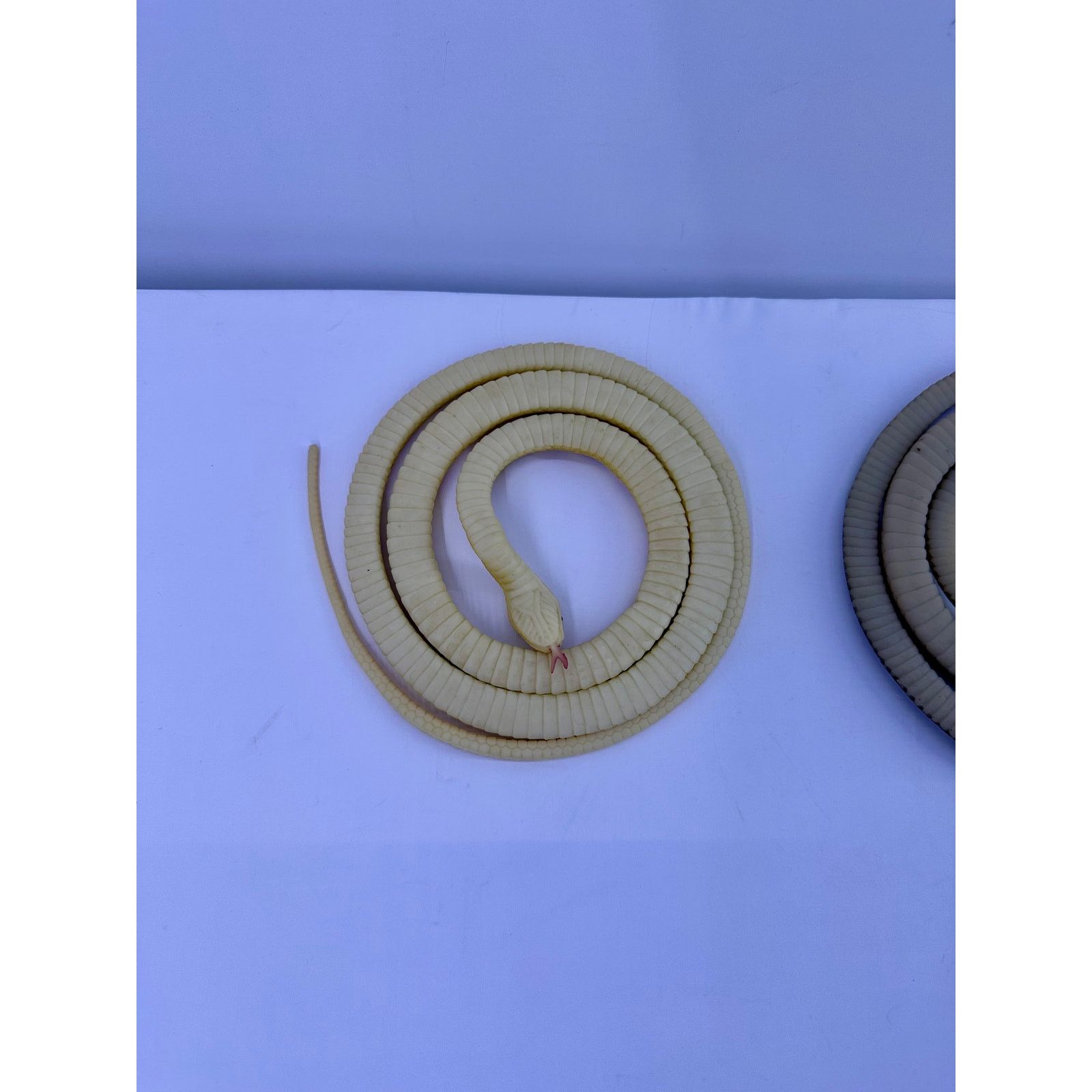 & Other Stories Plastic Snakes Bundle Of 2 Green And Tan 56” long Size ONE SIZE - 8 Thumbnail