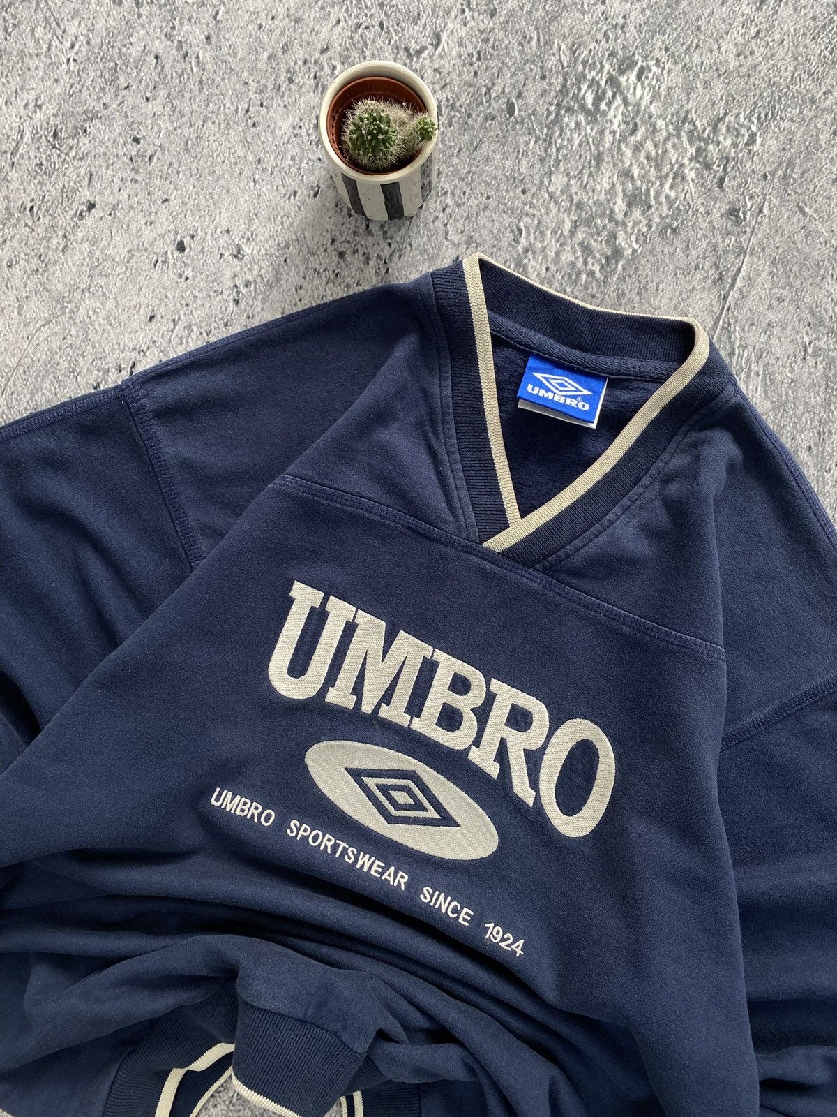 Umbro × Vintage Vintage Sweatshirt Umbro 90’ USA Streetwear Crewneck Size US XL / EU 56 / 4 - 2 Thumbnail