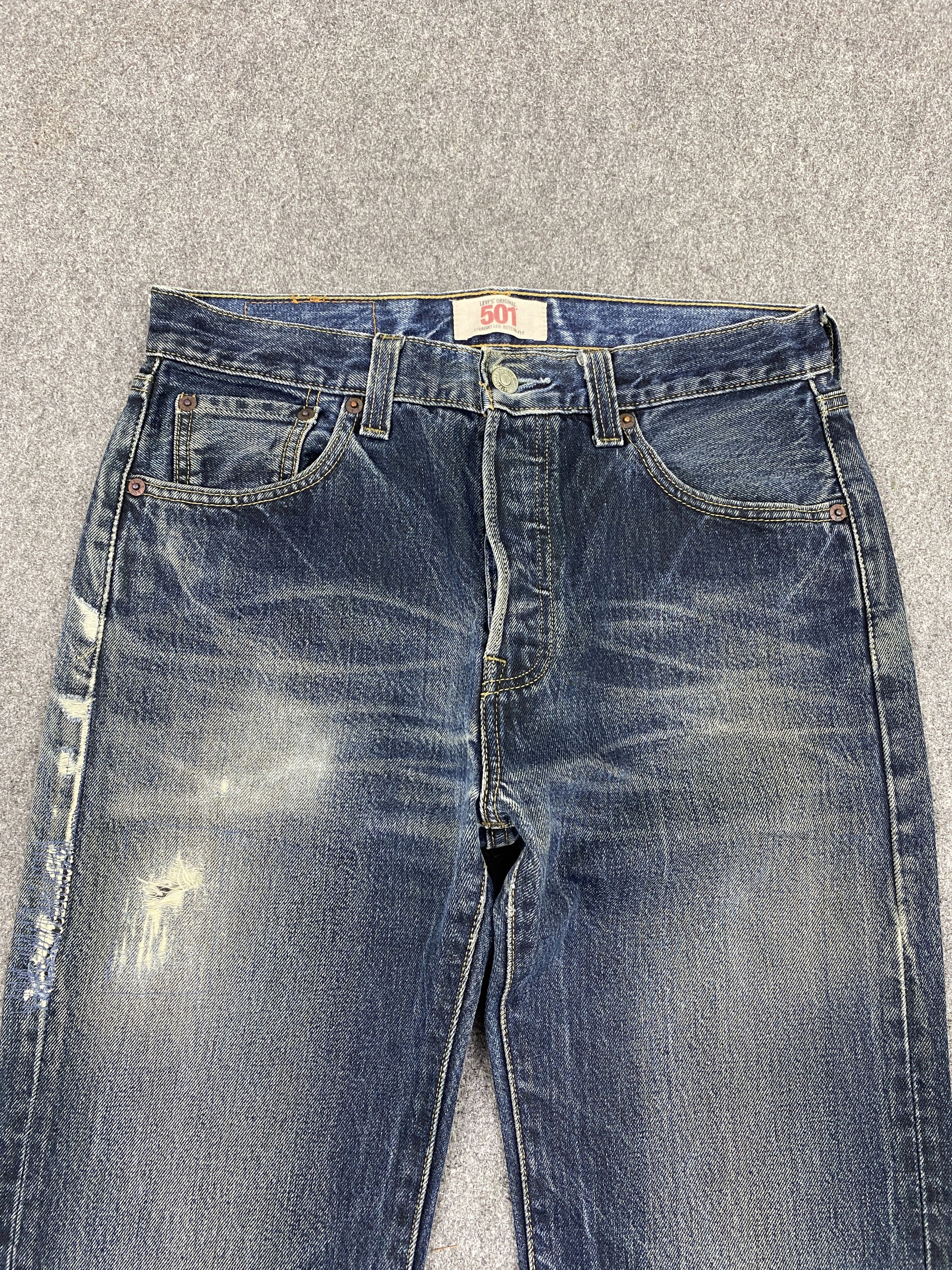 Levi's Distressed Vintage Levis 501 Blue Jeans DP2718 Size US 30 / EU 46 - 2 Thumbnail