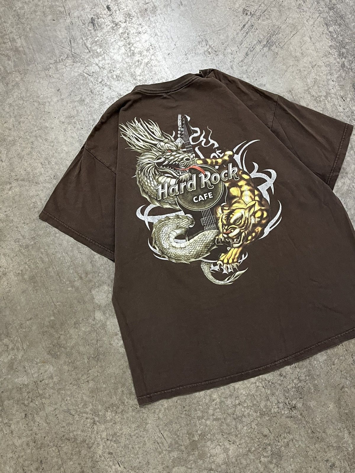 Vintage Y2k Hard Rock Cafe mocha brown grunge tee skater hype grunge Size US XL / EU 56 / 4 - 2 Thumbnail
