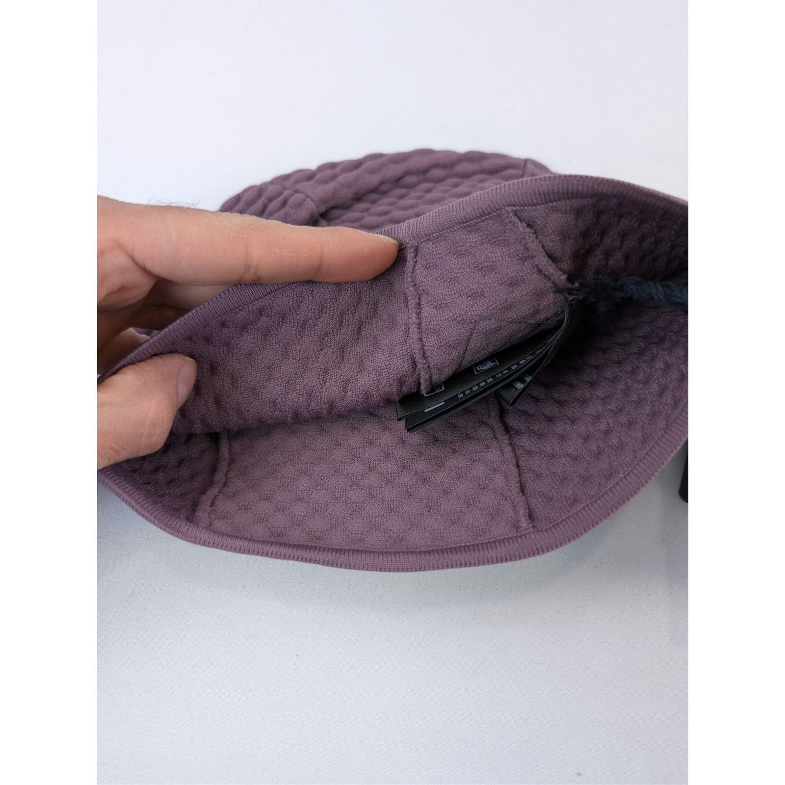 Prada o1rshd1 Size: M / Stretch Nylon Blend Beanie Cap / Hat Size ONE SIZE - 8 Thumbnail