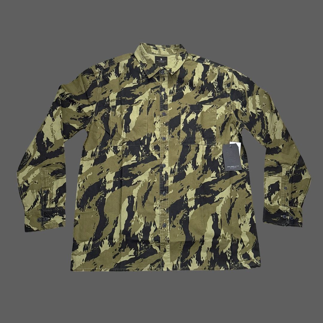 Other Junk Food Tame Oversized Camo Shirt Ivy Green Canvas L Size US L / EU 52-54 / 3 - 1 Thumbnail