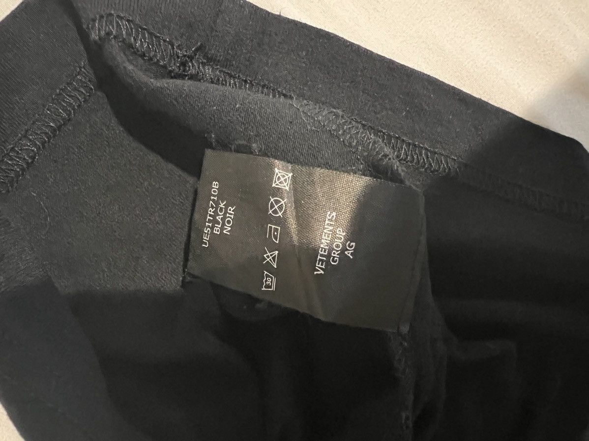 Balenciaga × Vetements Vetements “Keeping up with the gvasalias” tee Size US XS / EU 42 / 0 - 7 Thumbnail