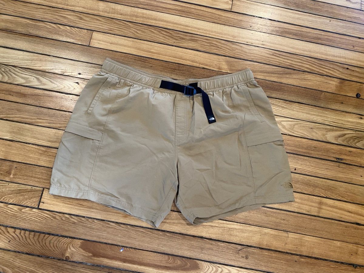 The North Face Xxl north face shorts Size US 42 / EU 58 - 1 Thumbnail