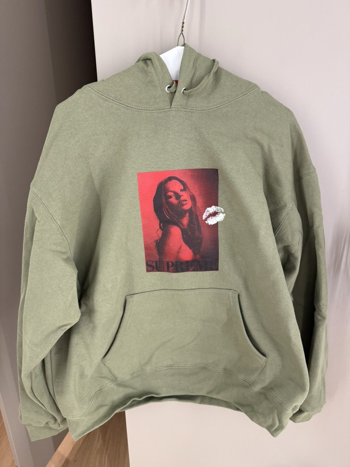 Supreme Supreme Kate Moss Hoodie | Grailed