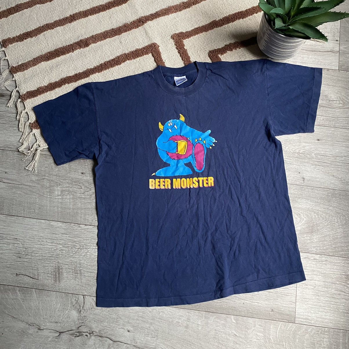 Vintage VINTAGE BEER MONSTER FUNNY HUMOR 90s T SHIRT Size US XL / EU 56 / 4 - 1 Thumbnail
