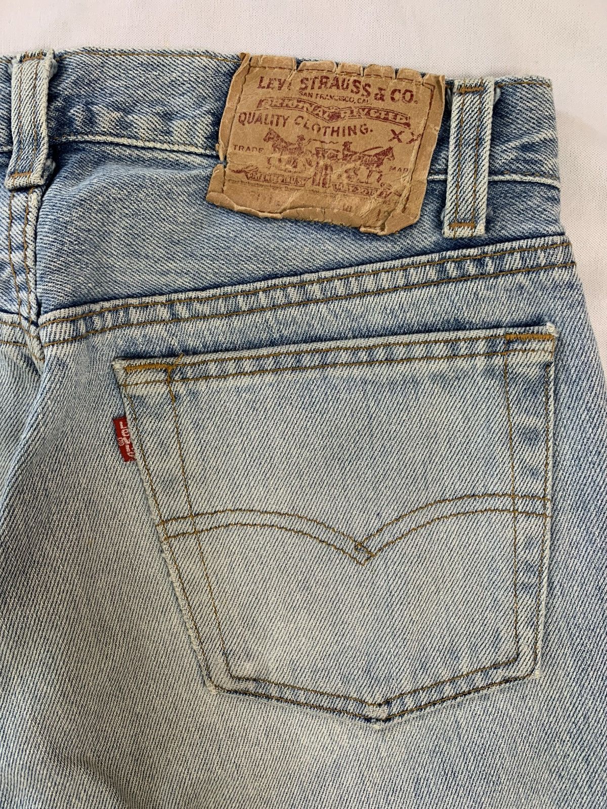 Levi's Vintage Clothing 90s levis 501 vintage jeans blue wash usa made Size US 28 / EU 44 - 12 Thumbnail