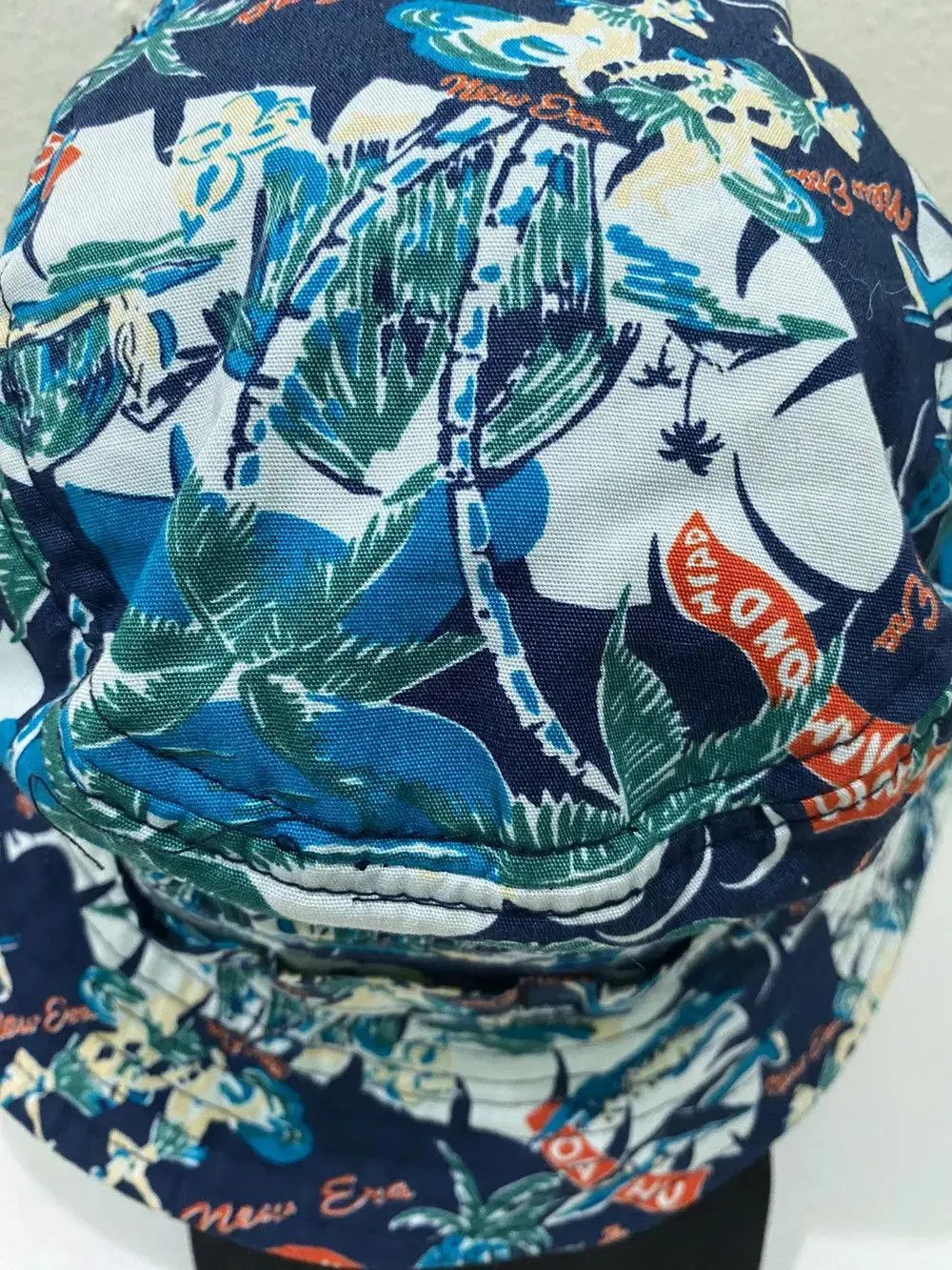 New Era × Vintage Hawaii New Era Overprint Bucket Hat Size ONE SIZE - 5 Thumbnail