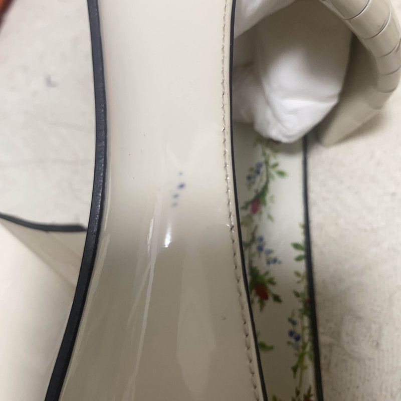 Gucci Gucci White Fringe Heel Shoes - Size US 6.5 / EU 39-40 - 7 Thumbnail