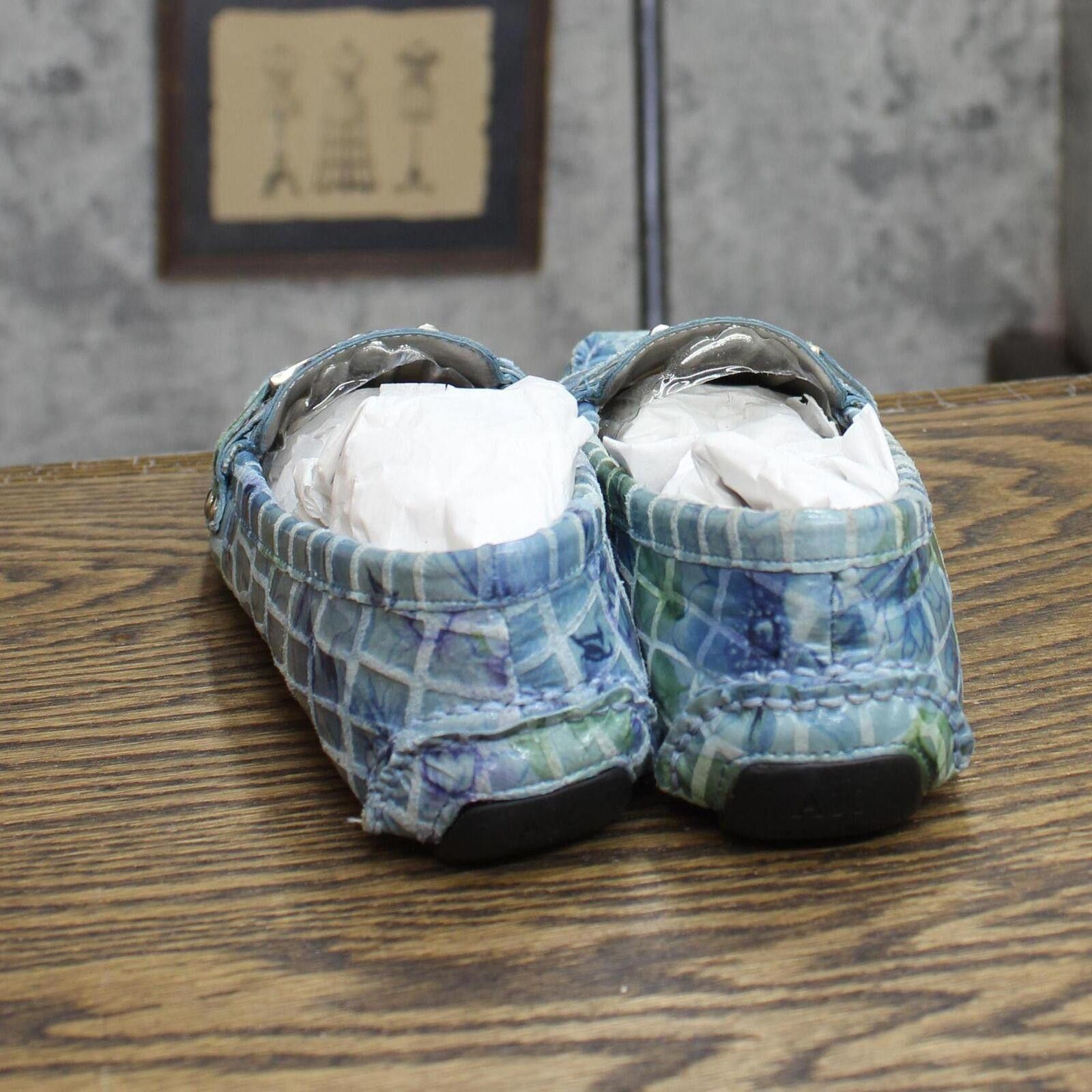 Designer AK Anne Klein Vintage IFLEX AKGREATER Loafers Blue Combo 6M Size US 6 / IT 36 - 4 Thumbnail