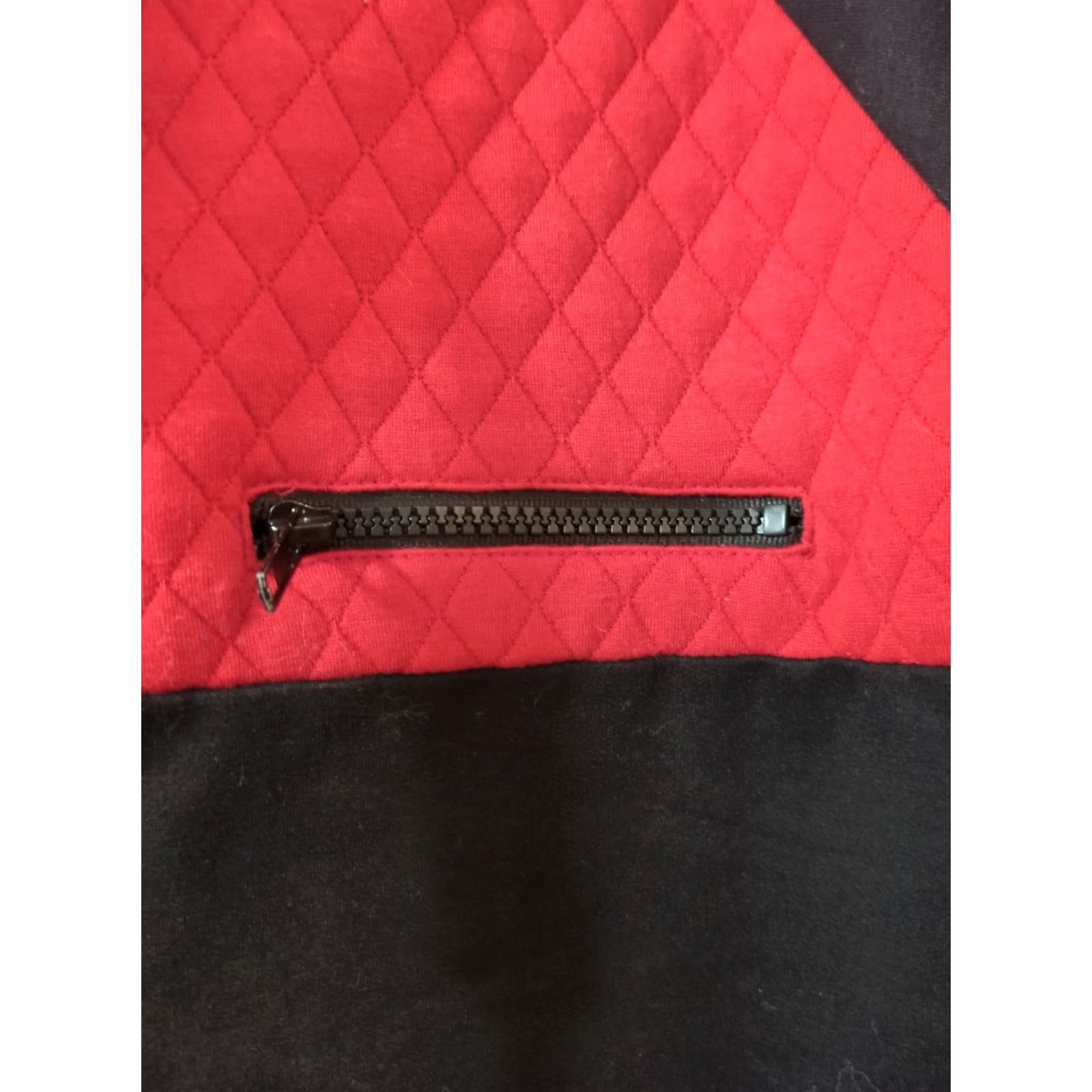 Rocawear VINTAGE Rocawear Sweater/Jacket Hooded Full Zip Mens XL Red Black Quilted 90s Size US XL / EU 56 / 4 - 4 Thumbnail