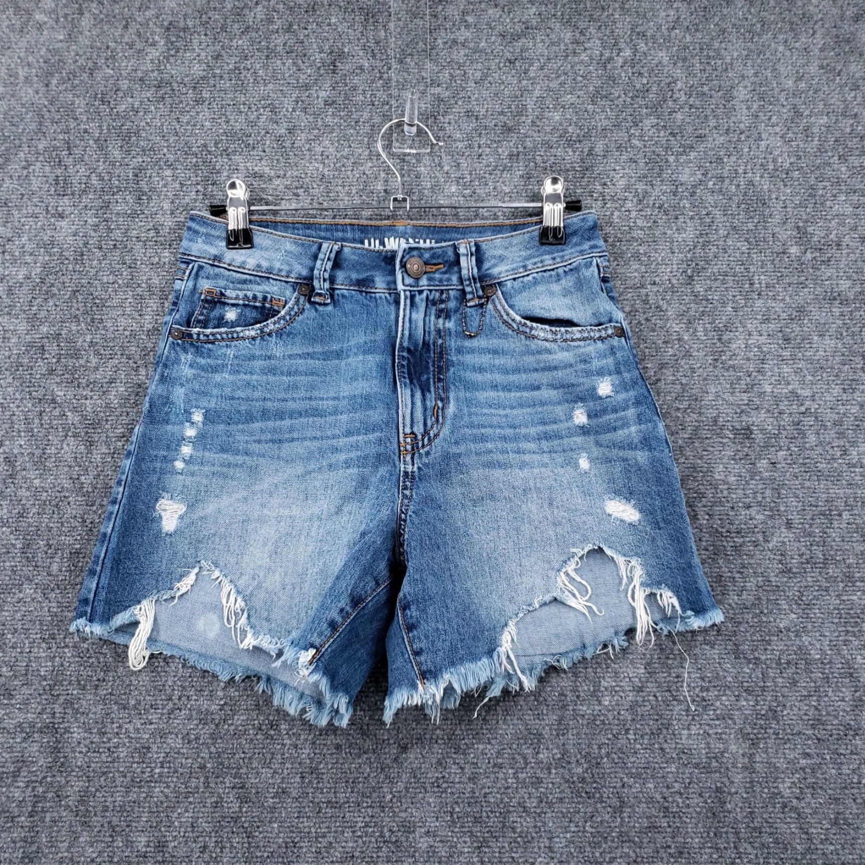 Vintage Rewash Shorts Womens 1/25 Blue Reunion Wedge Midi High Rise Distressed Denim Shorts Casual Walking 27in Waist XS?? Size 42" / US 20 - 2 Thumbnail